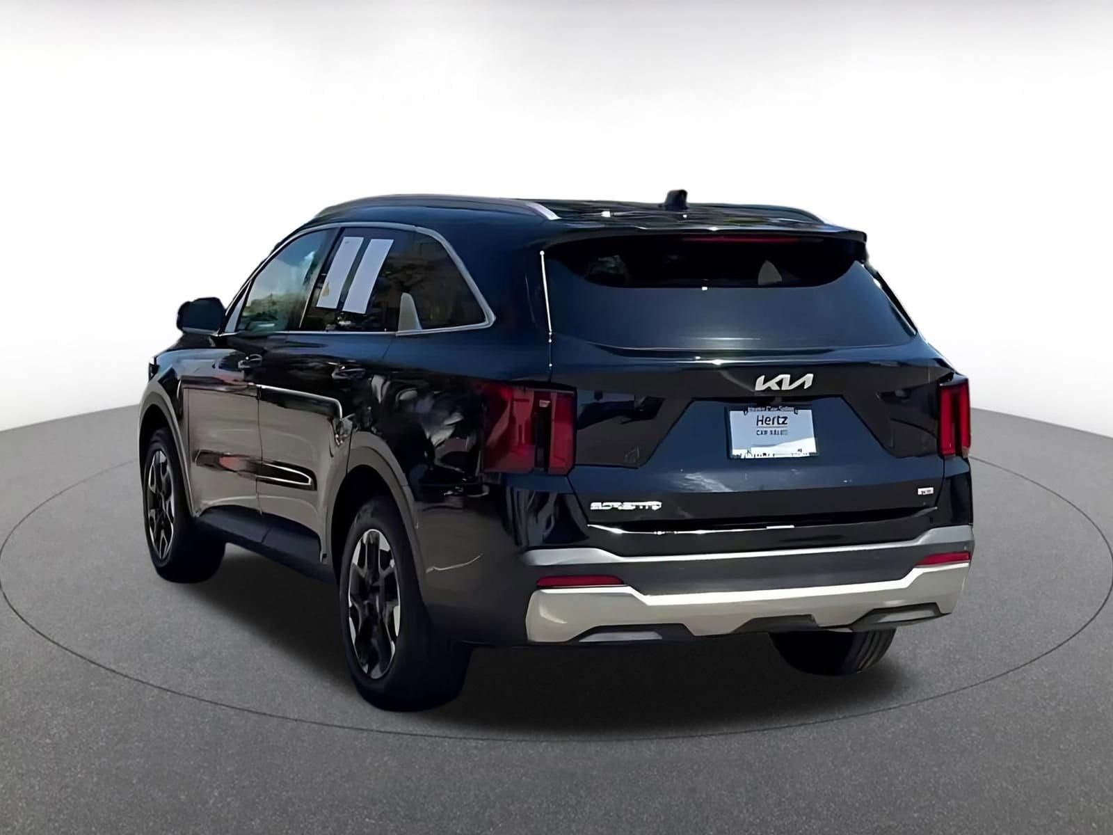 Thumbnail: 2024 Kia Sorento - 10