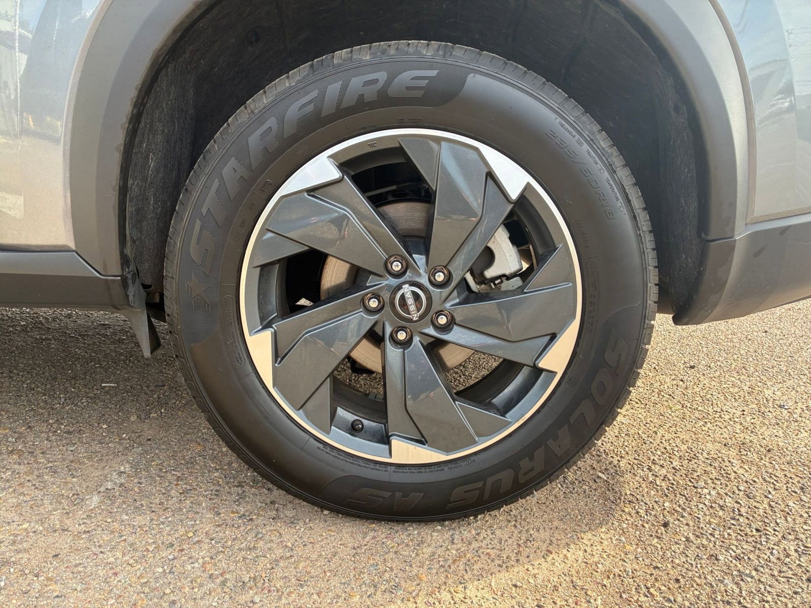 Thumbnail: 2025 Nissan Rogue - 32
