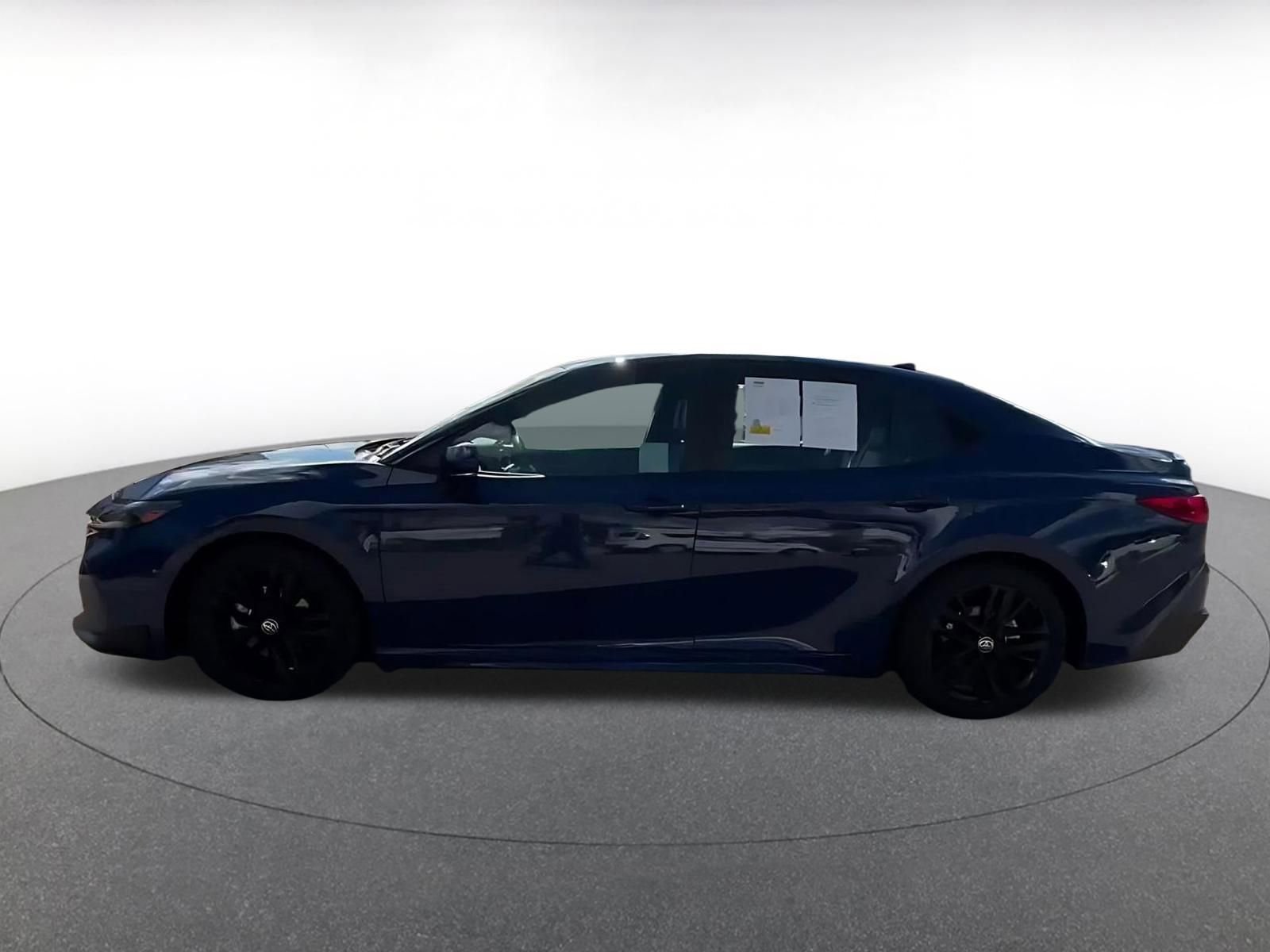 Thumbnail: 2025 Toyota Camry - 9