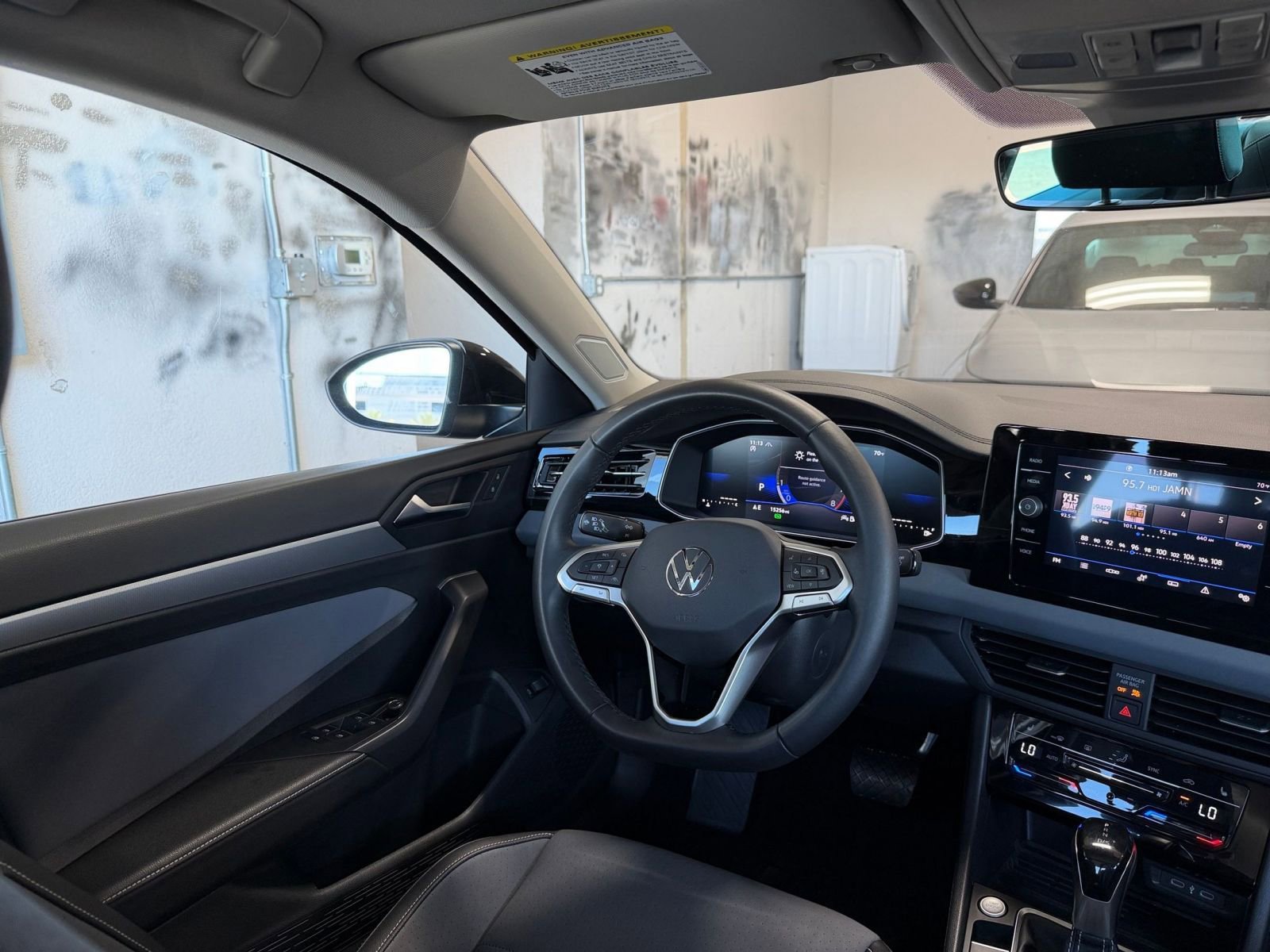 Thumbnail: 2025 Volkswagen Jetta - 33