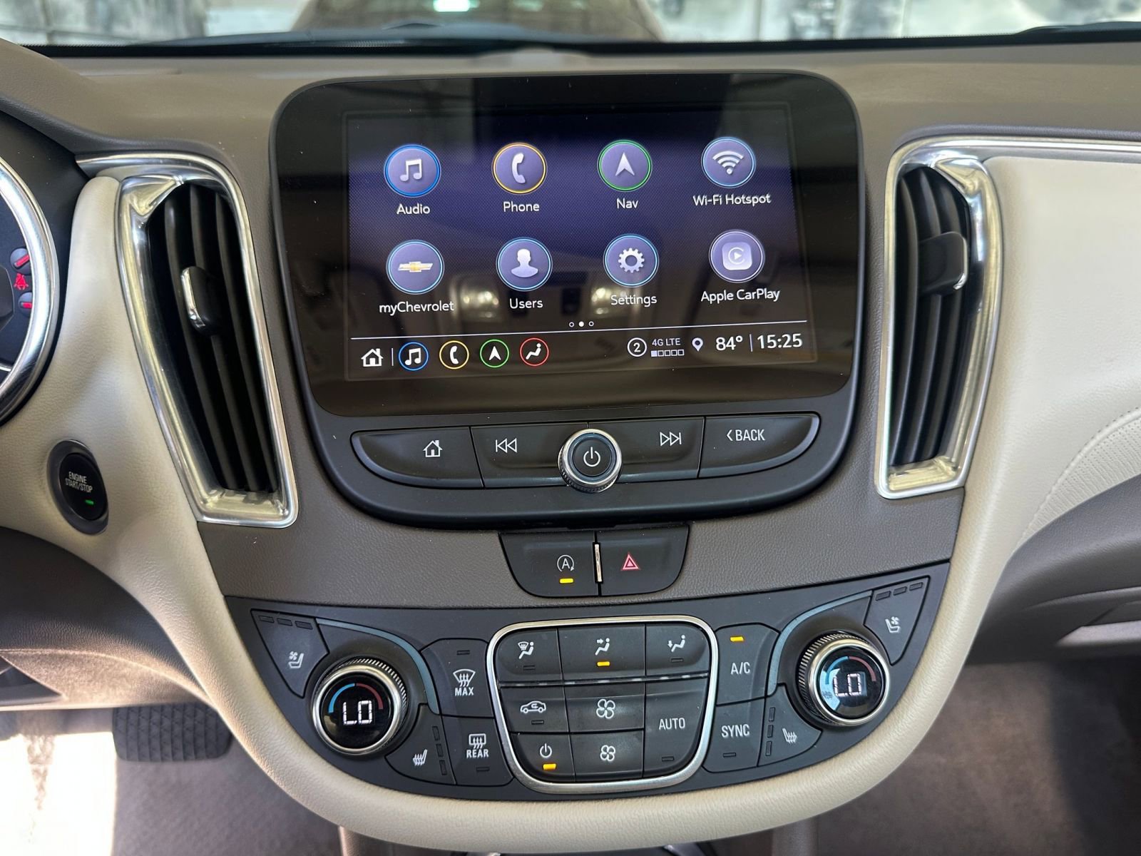 Thumbnail: 2024 Chevrolet Malibu - 21