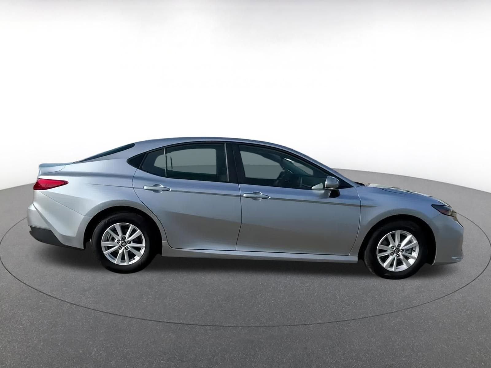 Thumbnail: 2025 Toyota Camry - 9