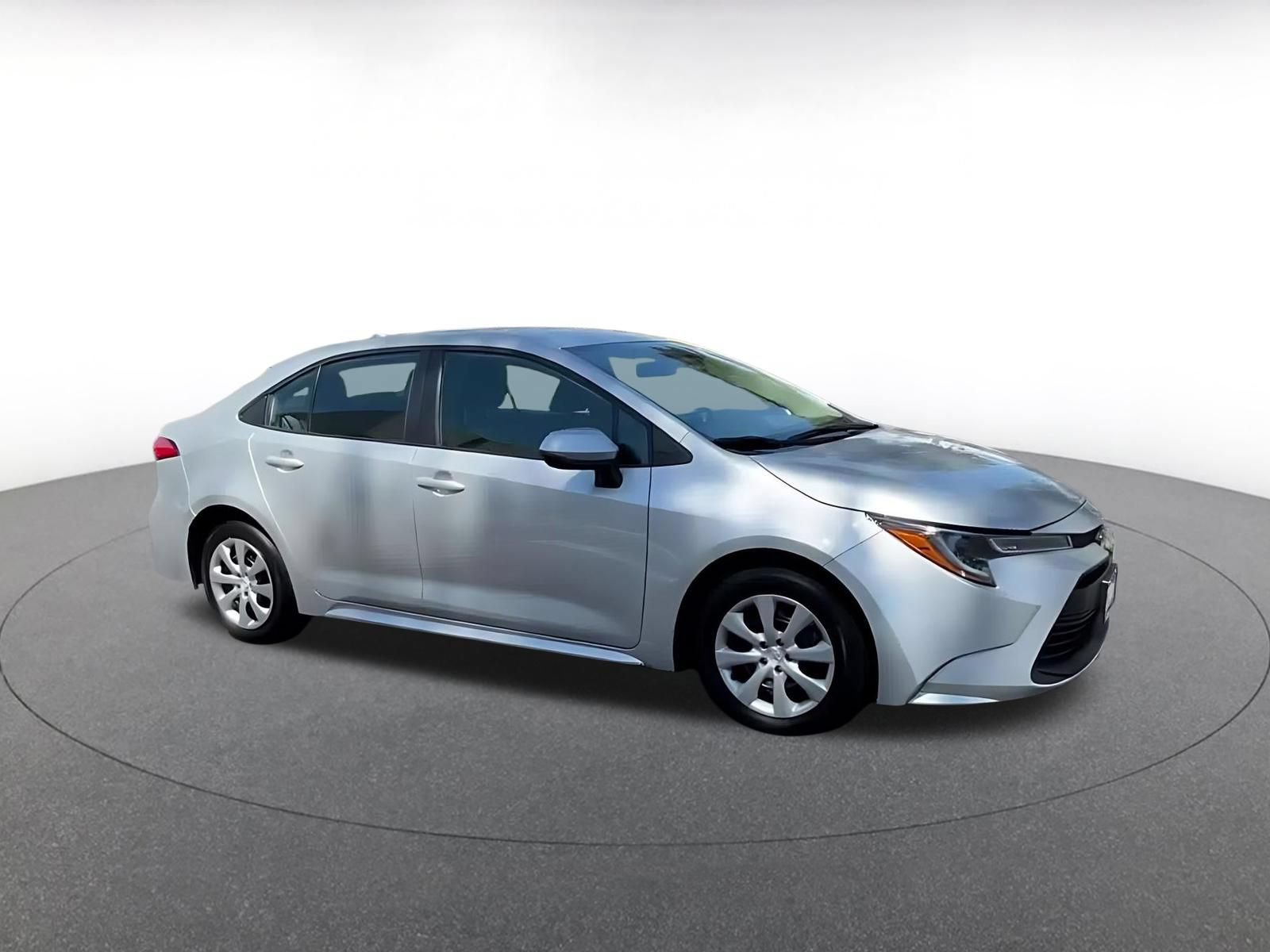 Thumbnail: 2025 Toyota Corolla - 2