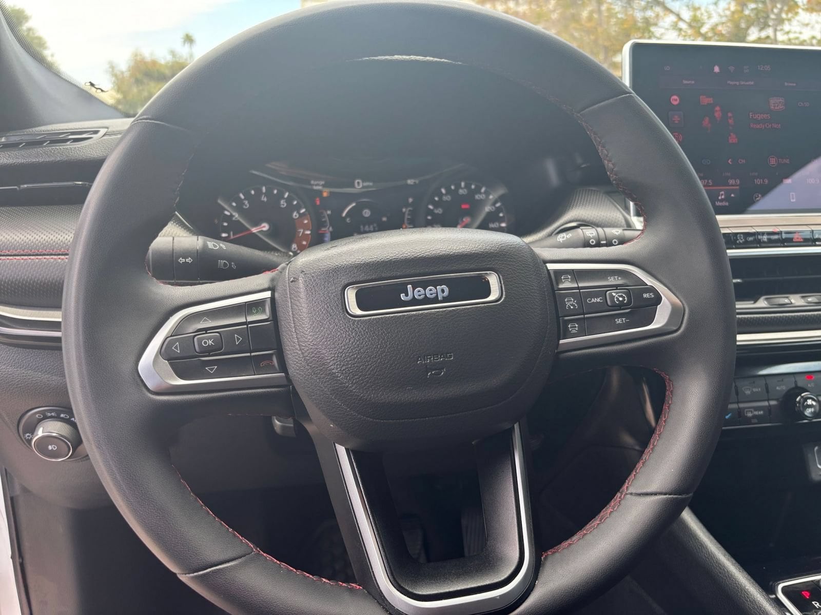 Thumbnail: 2025 Jeep Compass - 27