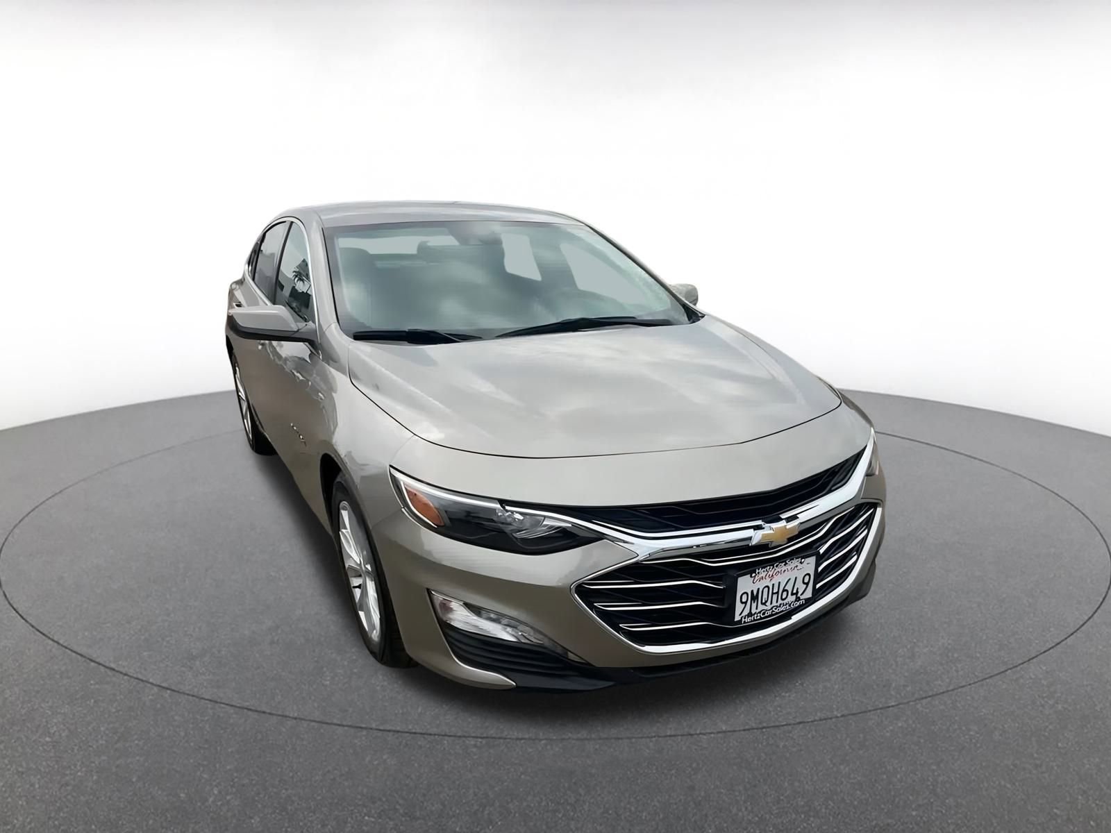 Thumbnail: 2024 Chevrolet Malibu - 3