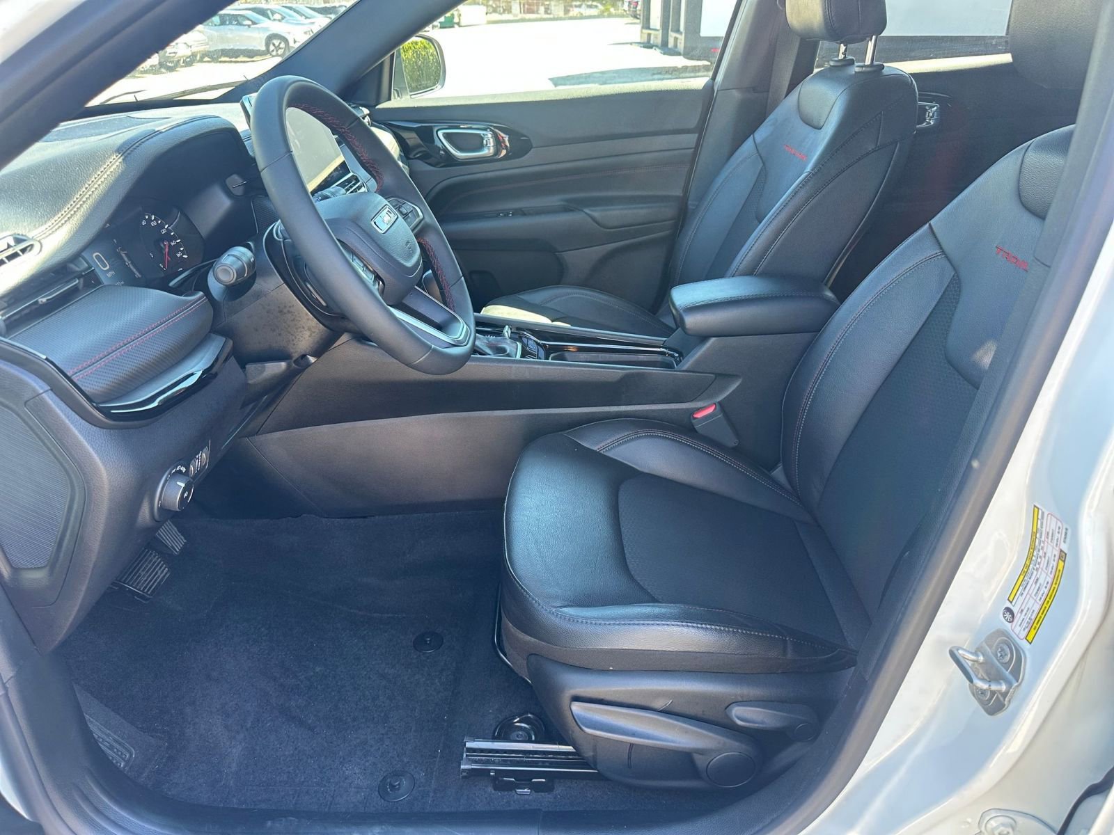 Thumbnail: 2025 Jeep Compass - 25