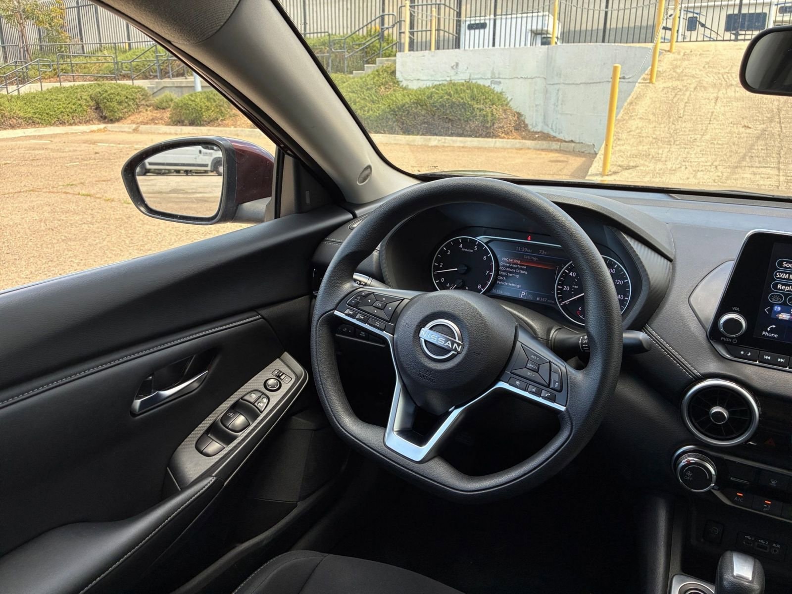 Thumbnail: 2025 Nissan Sentra - 32