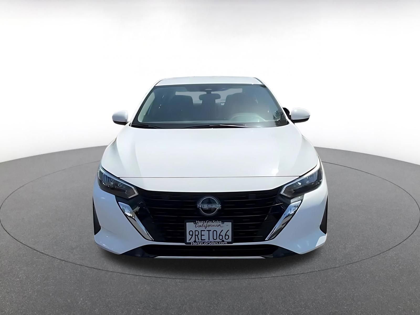 Thumbnail: 2025 Nissan Sentra - 4