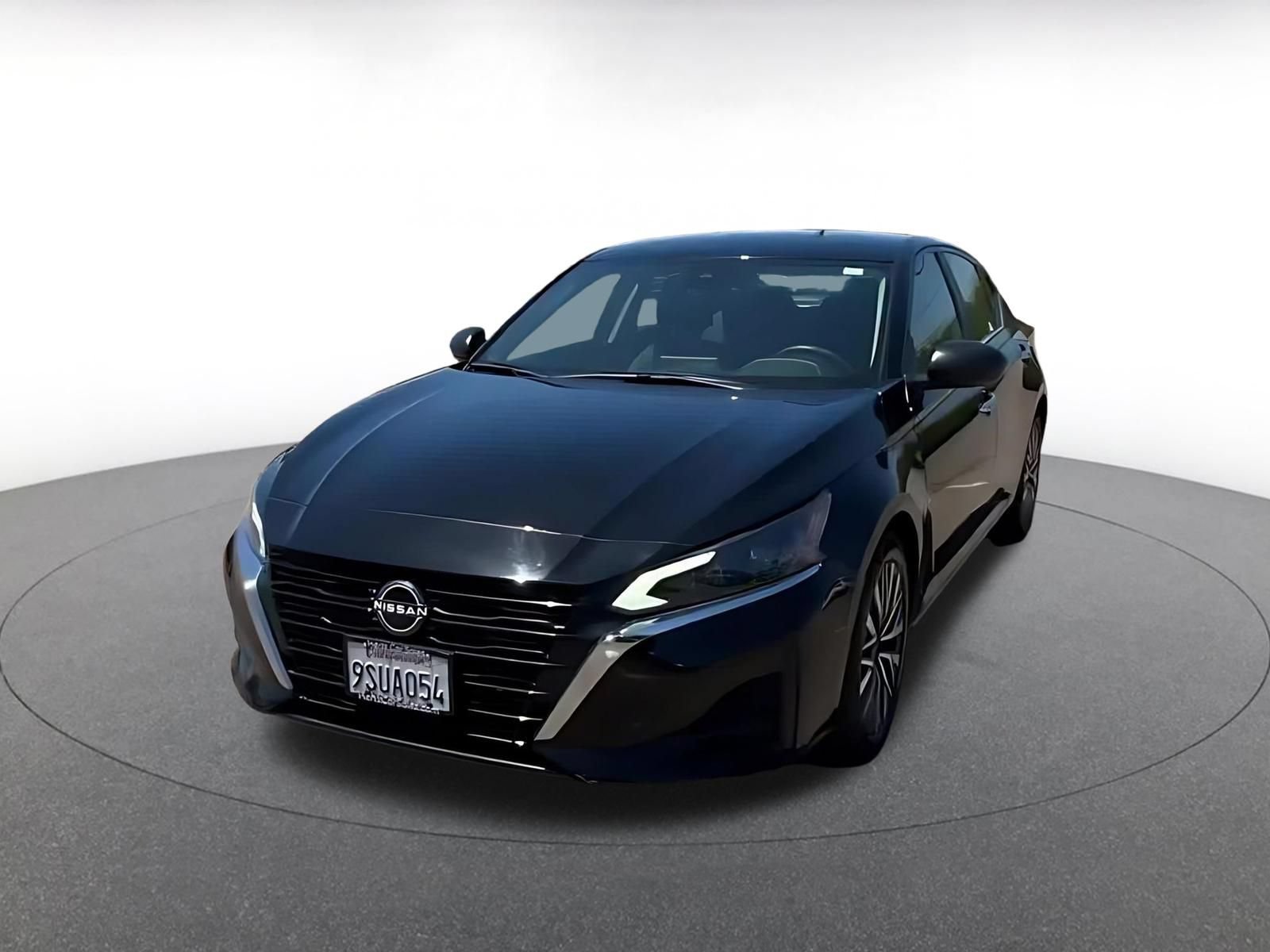 Thumbnail: 2025 Nissan Altima - 7
