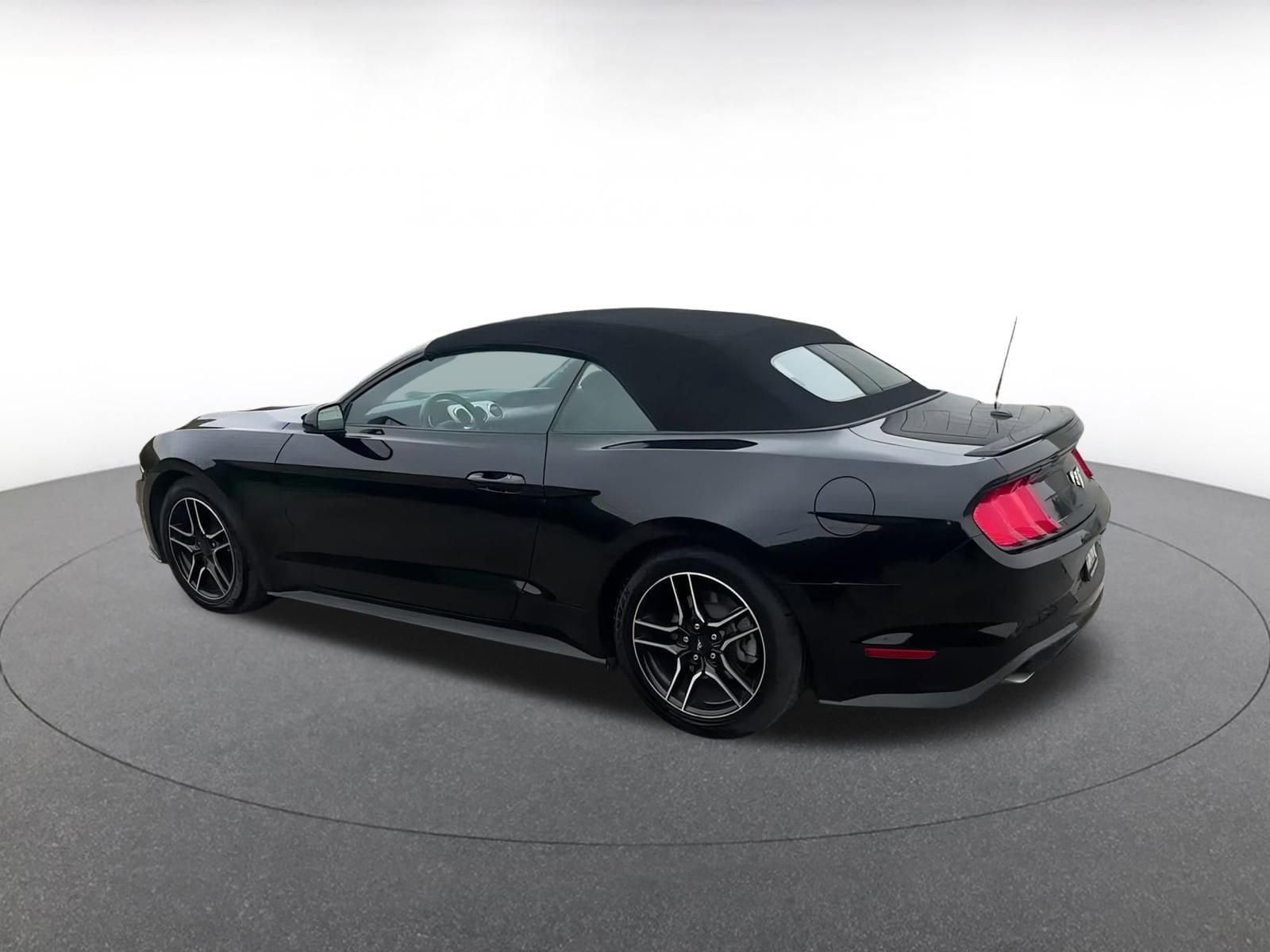 Thumbnail: 2023 Ford Mustang - 10