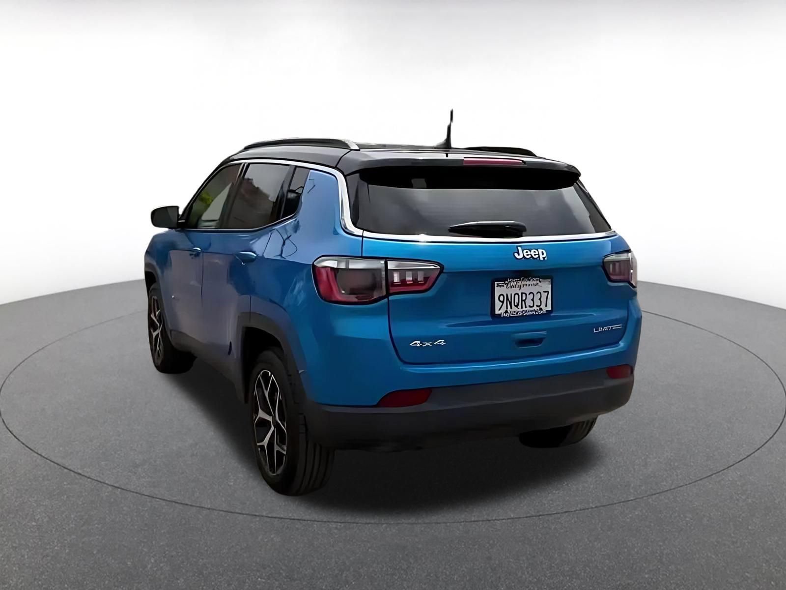 Thumbnail: 2025 Jeep Compass - 11