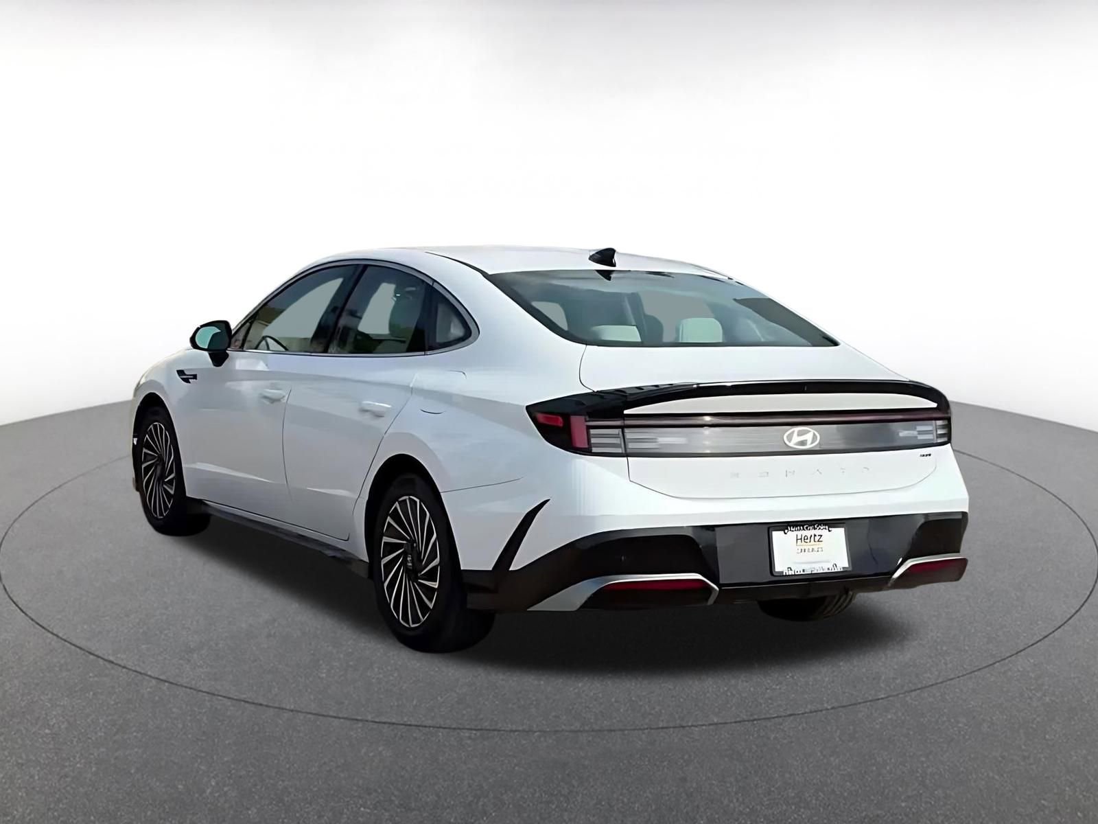 Thumbnail: 2025 Hyundai Sonata - 4