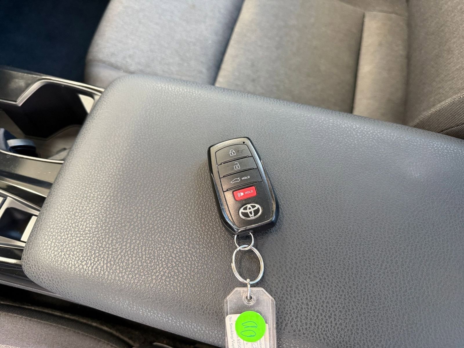 Thumbnail: 2025 Toyota Camry - 22