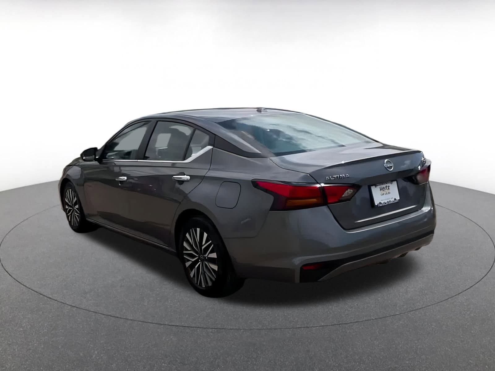 Thumbnail: 2024 Nissan Altima - 11