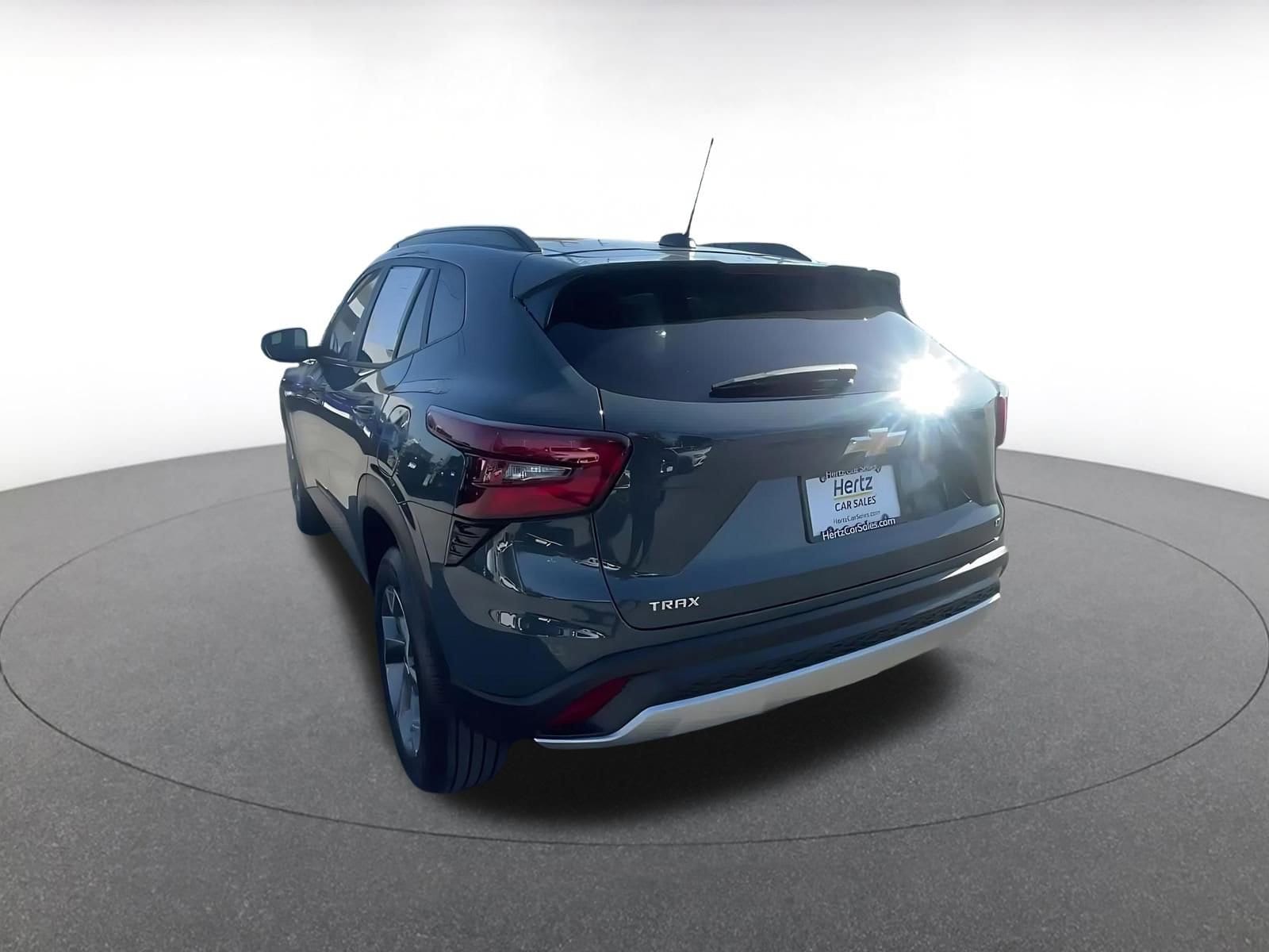 Thumbnail: 2025 Chevrolet Trax - 11