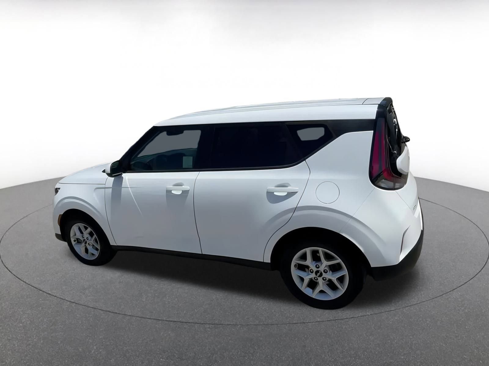 Thumbnail: 2024 Kia Soul - 9