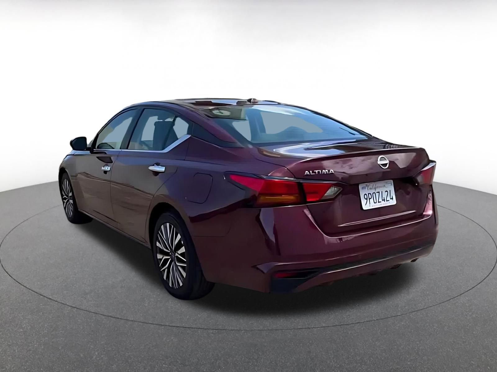 Thumbnail: 2025 Nissan Altima - 10