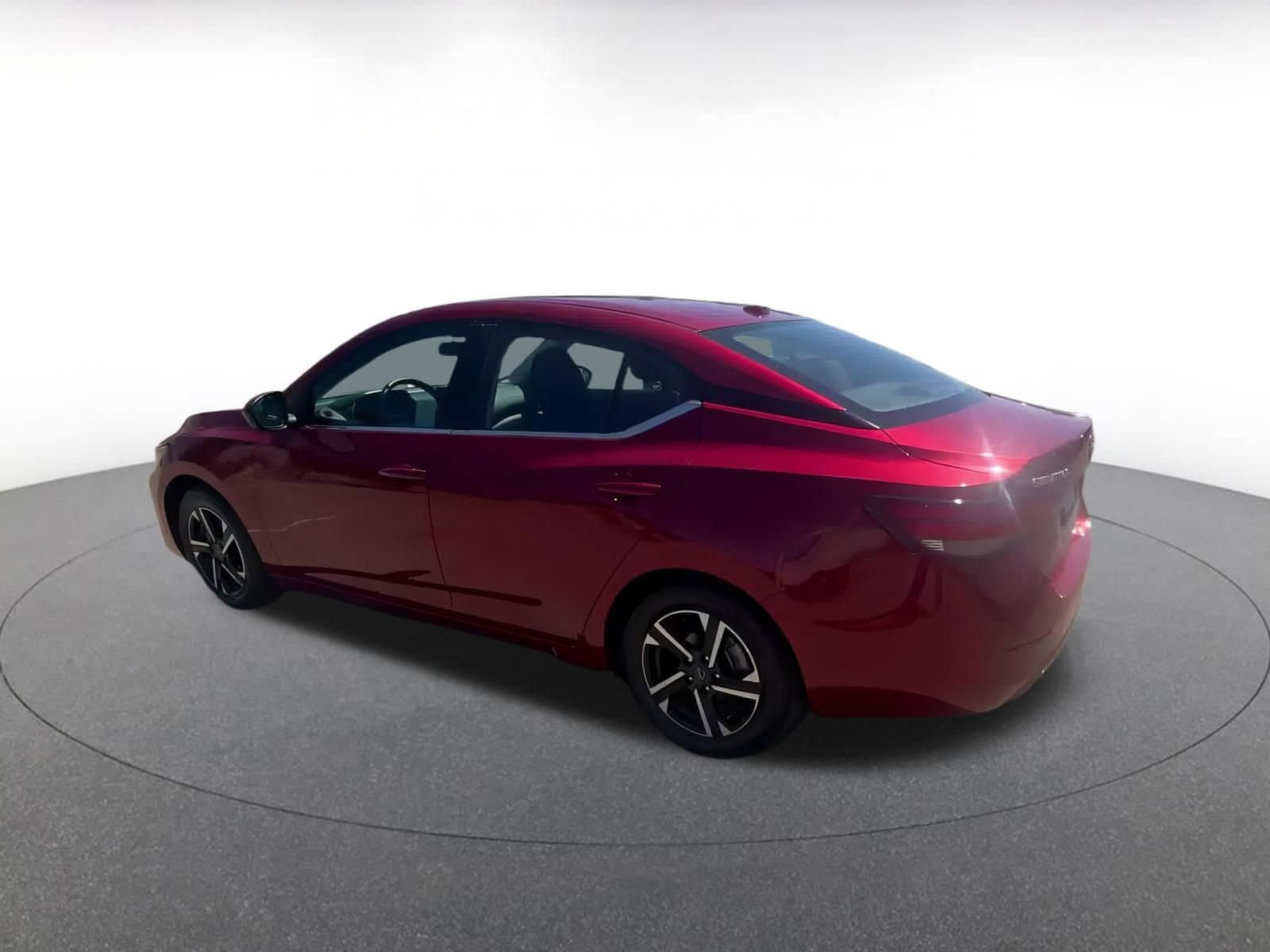 Thumbnail: 2024 Nissan Sentra - 10