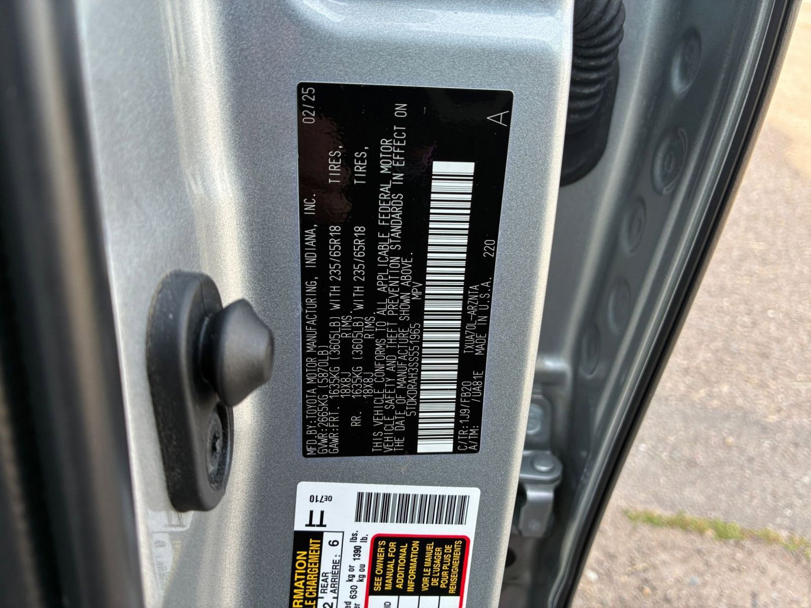 Thumbnail: 2025 Toyota Highlander - 31