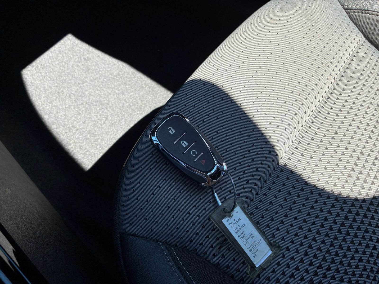 Thumbnail: 2025 Chevrolet Trax - 21