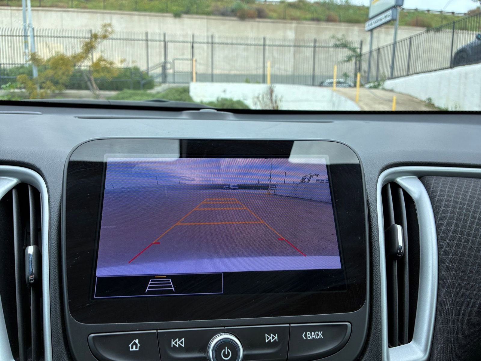 Thumbnail: 2024 Chevrolet Malibu - 24