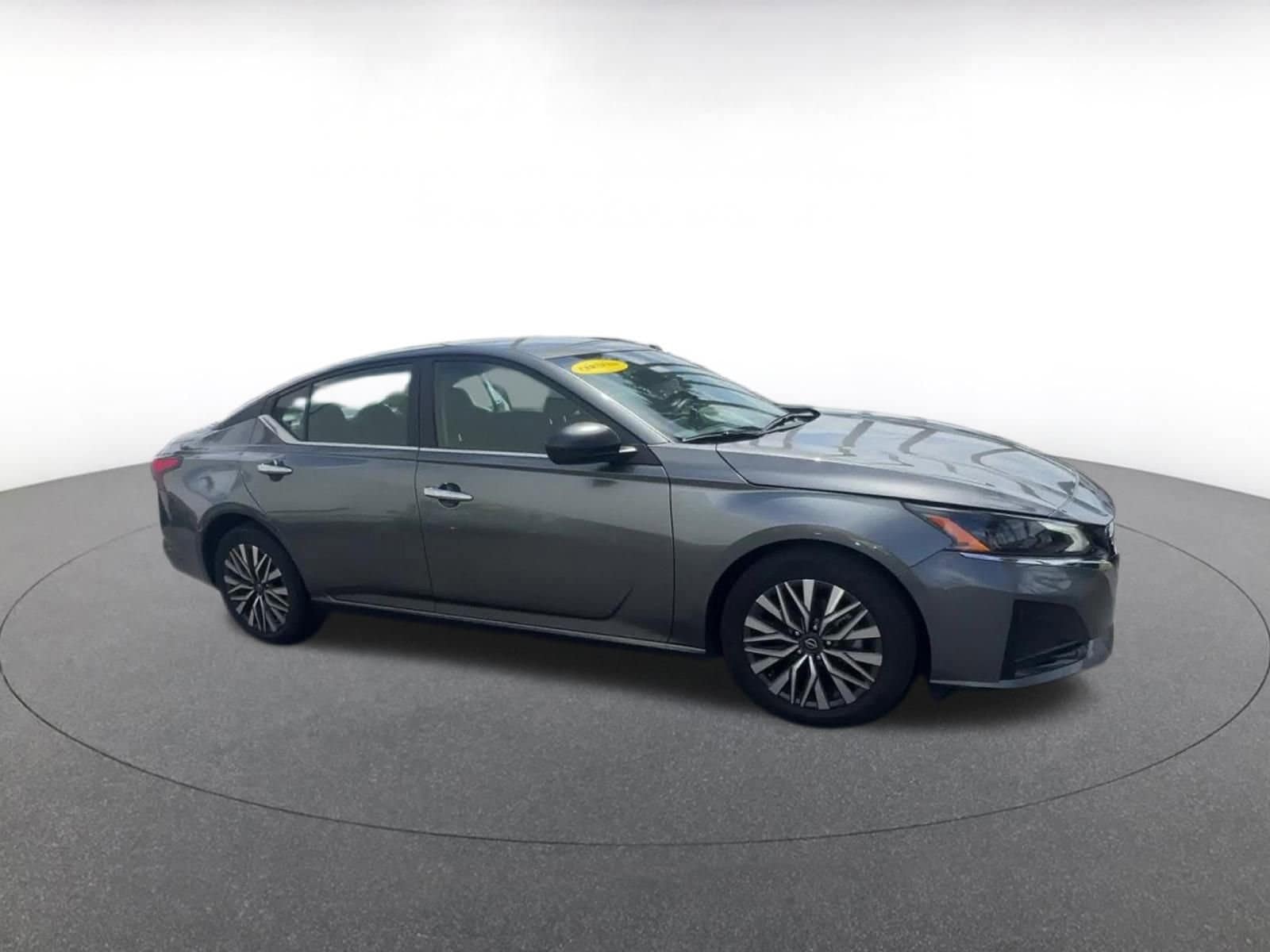 2024 Nissan Altima SV 2