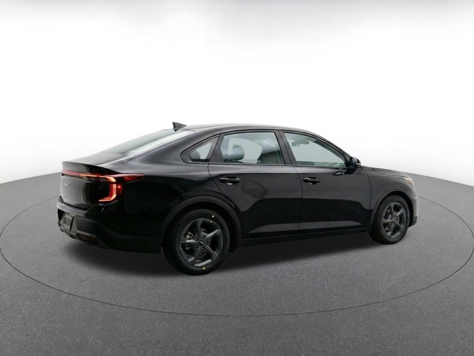 Thumbnail: 2025 Kia K4 - 9