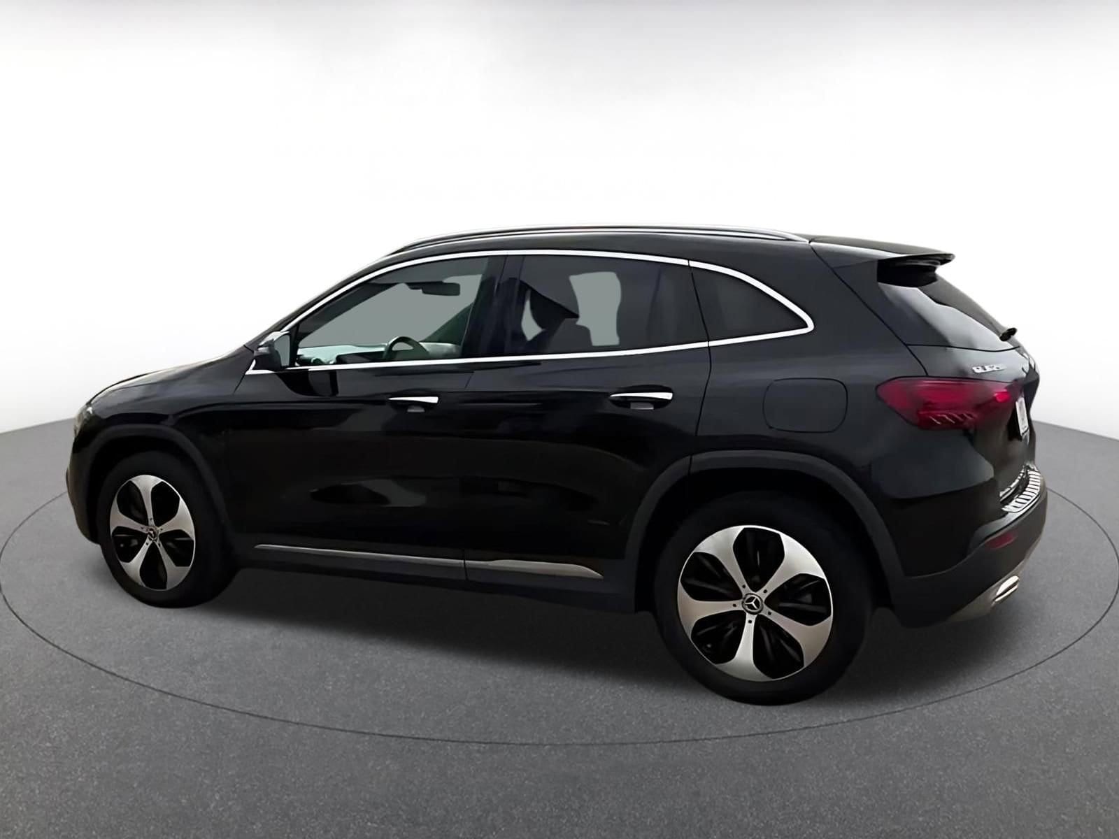 Thumbnail: 2025 Mercedes-Benz GLA - 15