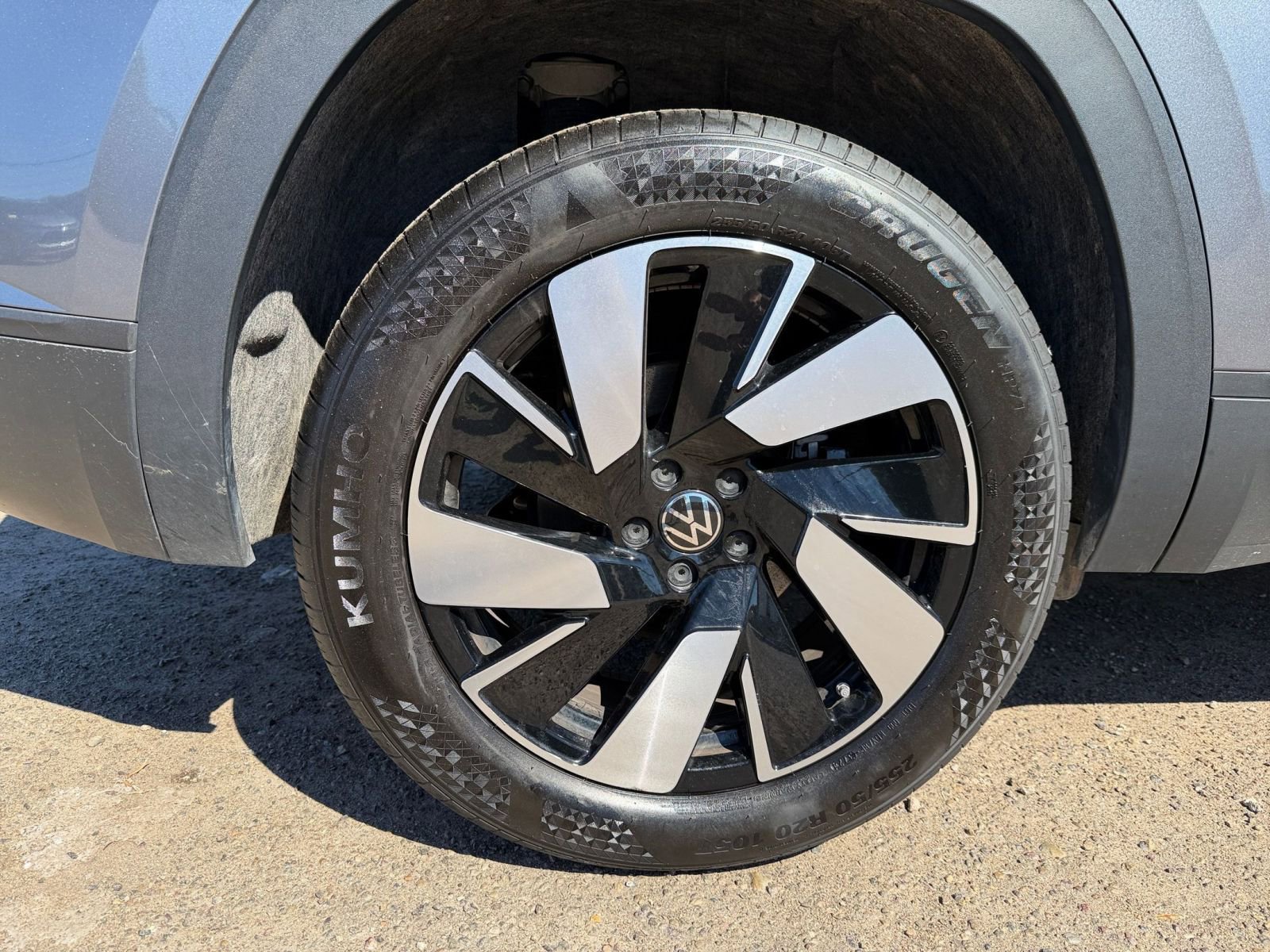 Thumbnail: 2025 Volkswagen Atlas - 30