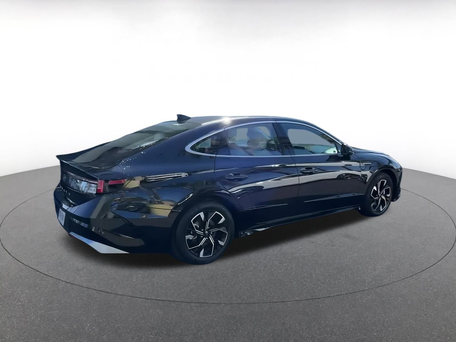Thumbnail: 2025 Hyundai Sonata - 14