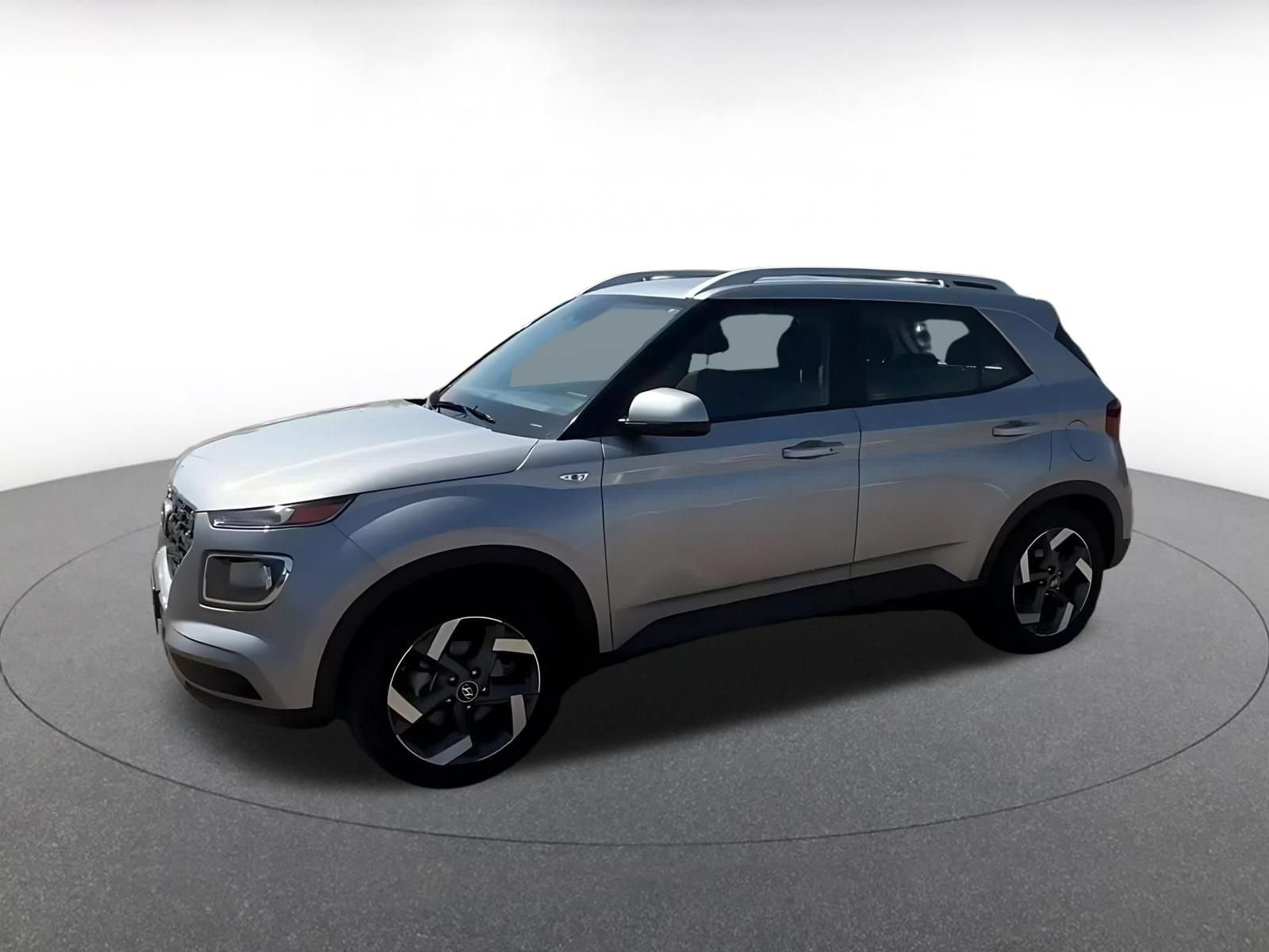 Thumbnail: 2025 Hyundai Venue - 9