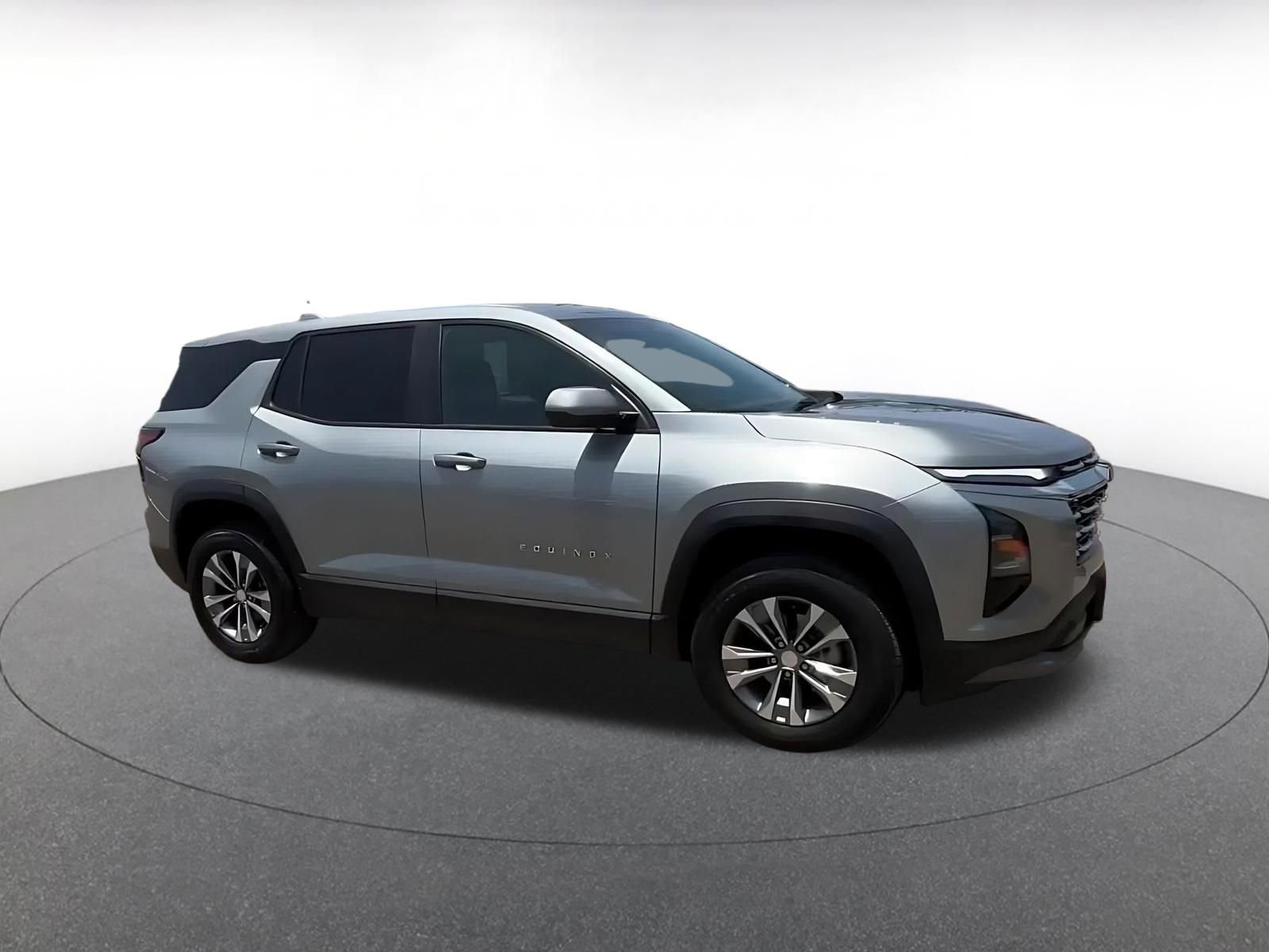 Thumbnail: 2025 Chevrolet Equinox - 2
