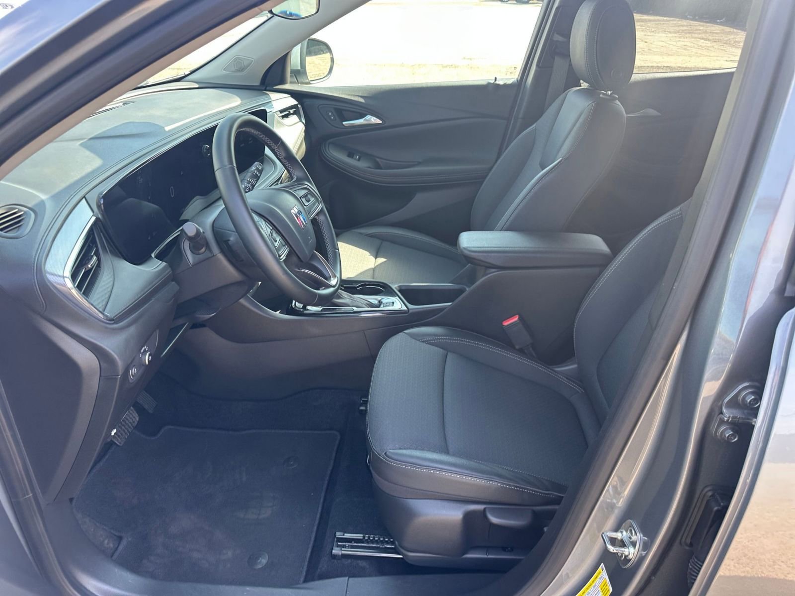 Thumbnail: 2025 Buick Encore GX - 24