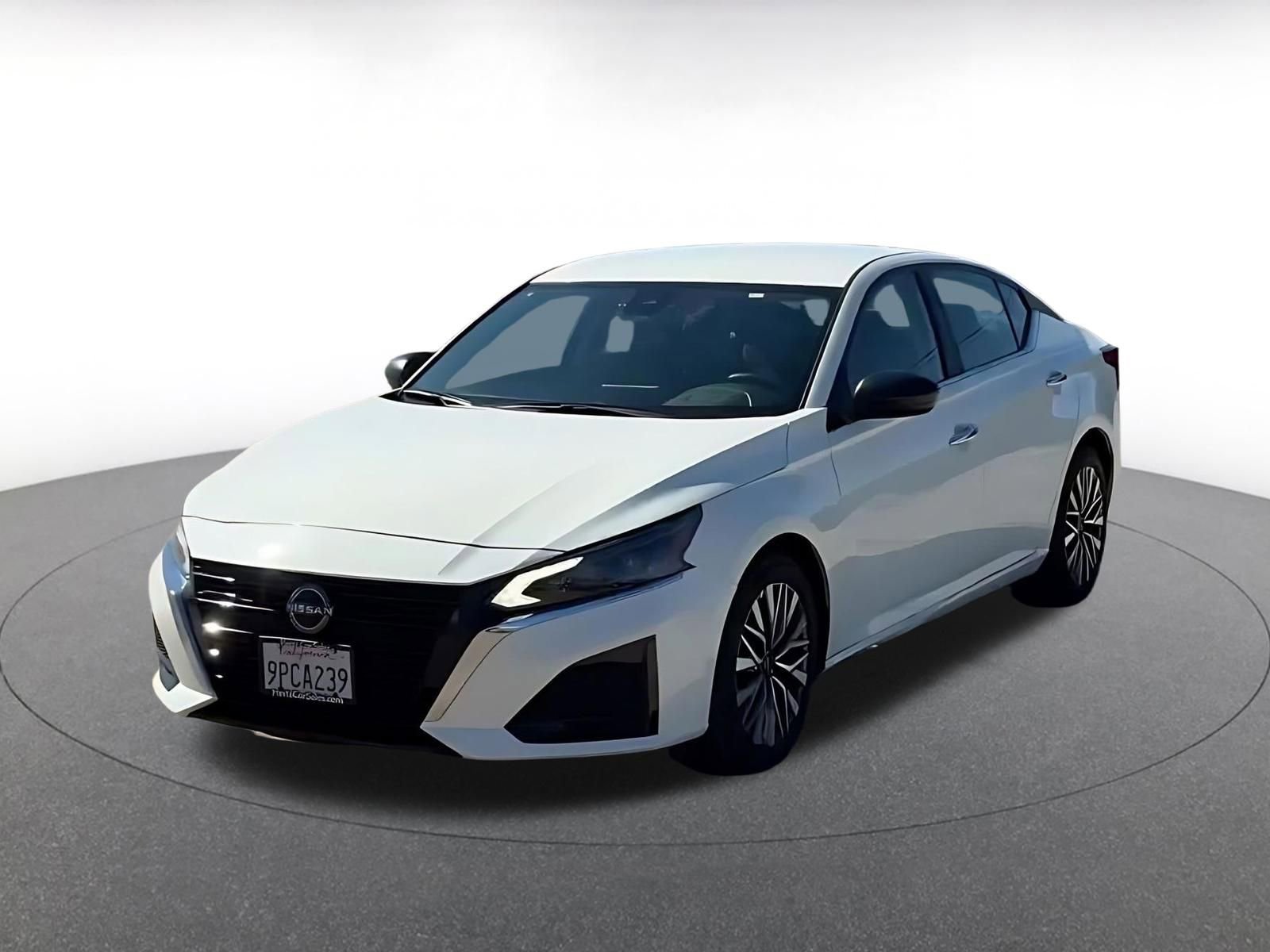 Thumbnail: 2025 Nissan Altima - 7