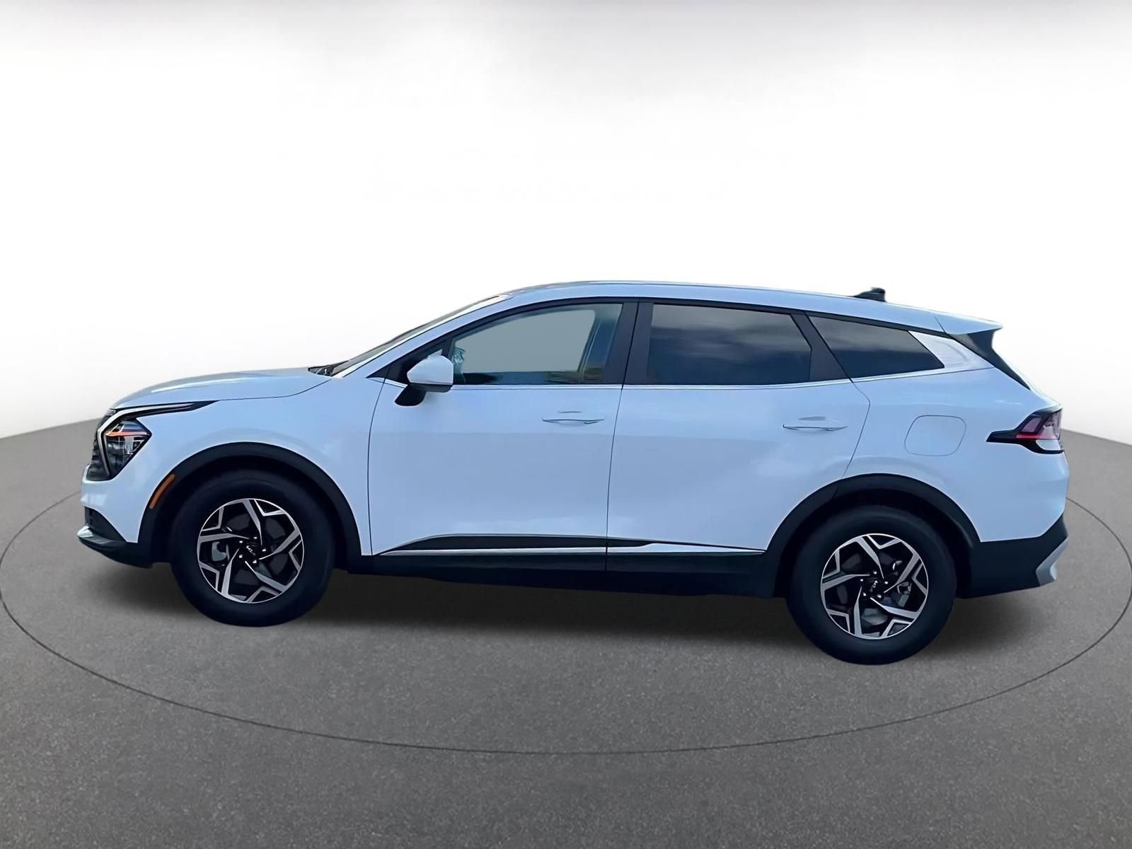 Thumbnail: 2025 Kia Sportage - 9