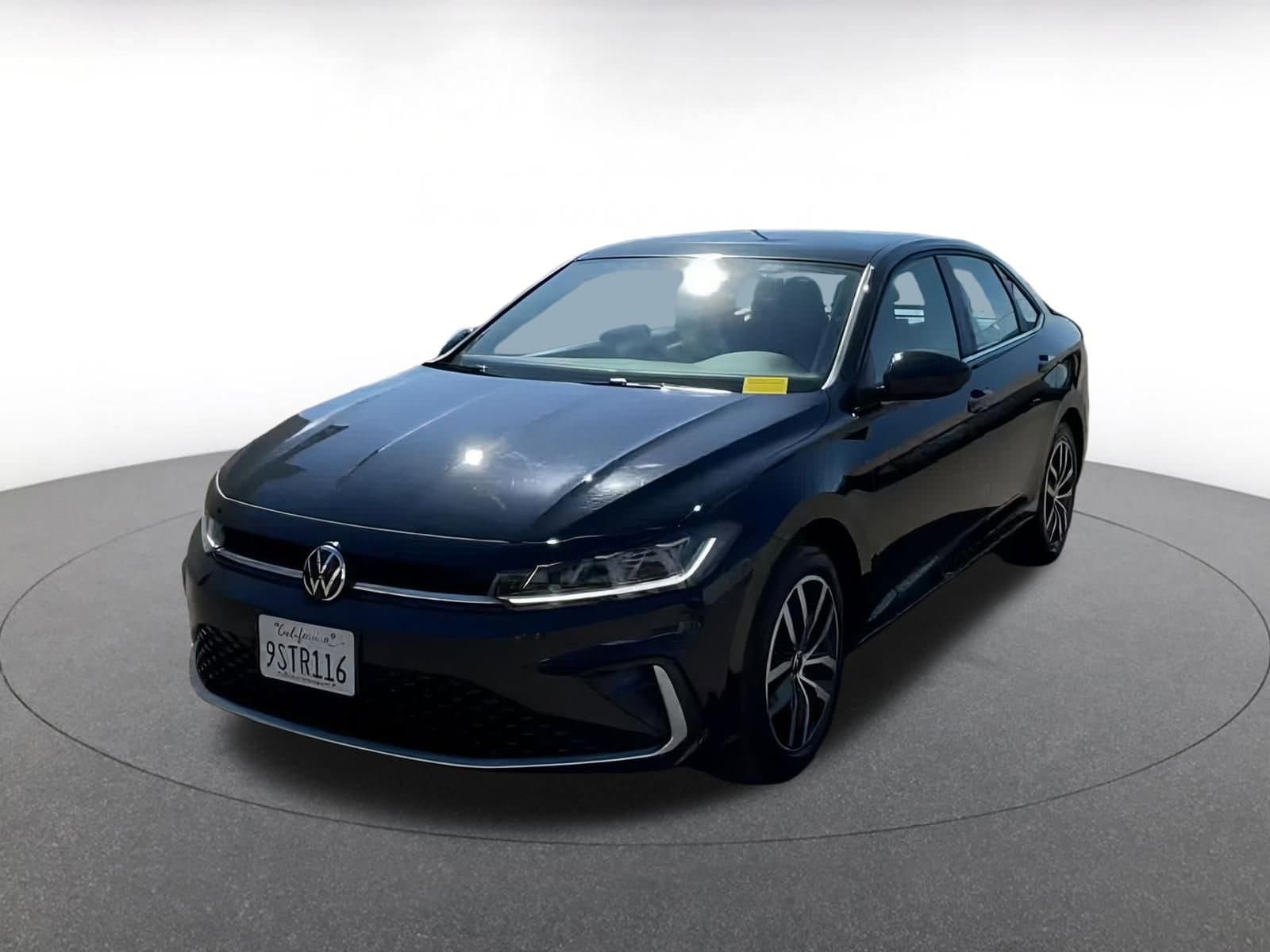 Thumbnail: 2025 Volkswagen Jetta - 4