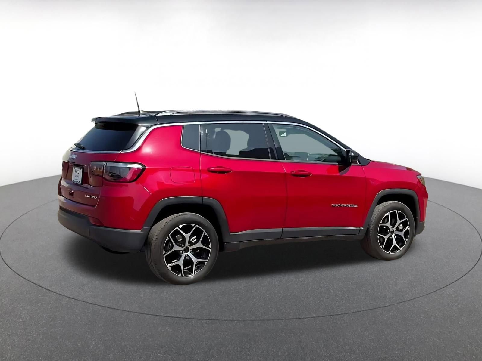 Thumbnail: 2025 Jeep Compass - 15