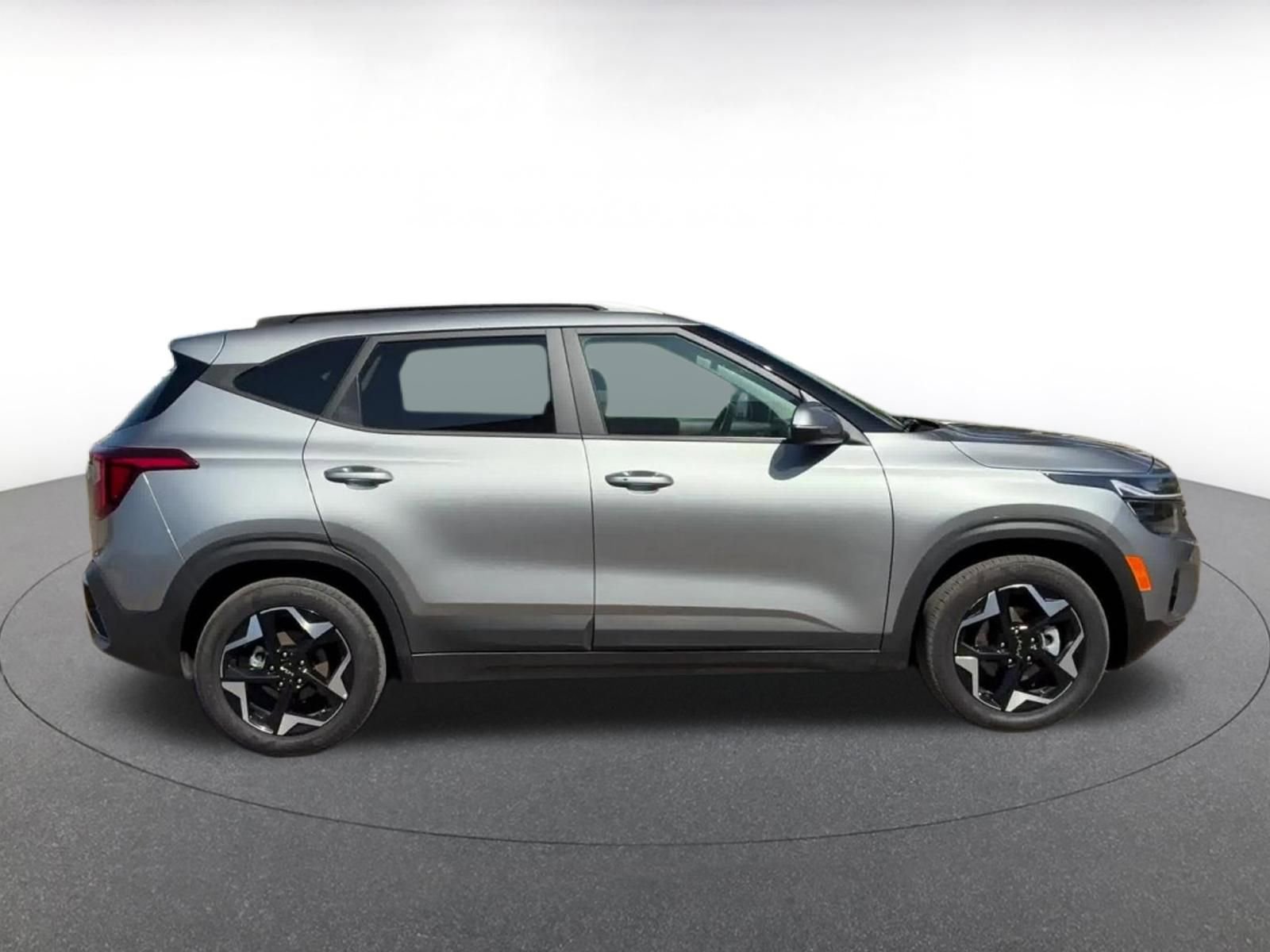 Thumbnail: 2025 Kia Seltos - 16