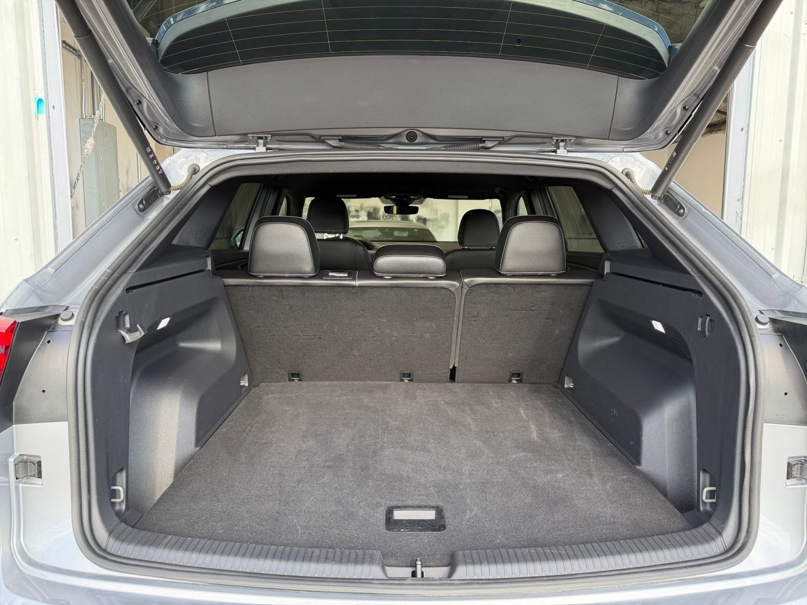 Thumbnail: 2025 Volkswagen Atlas - 31