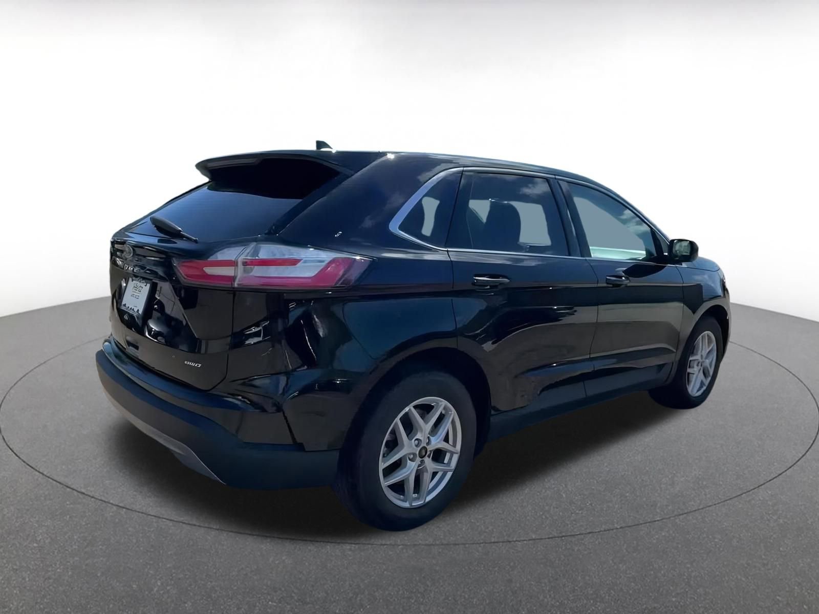 Thumbnail: 2024 Ford Edge - 15