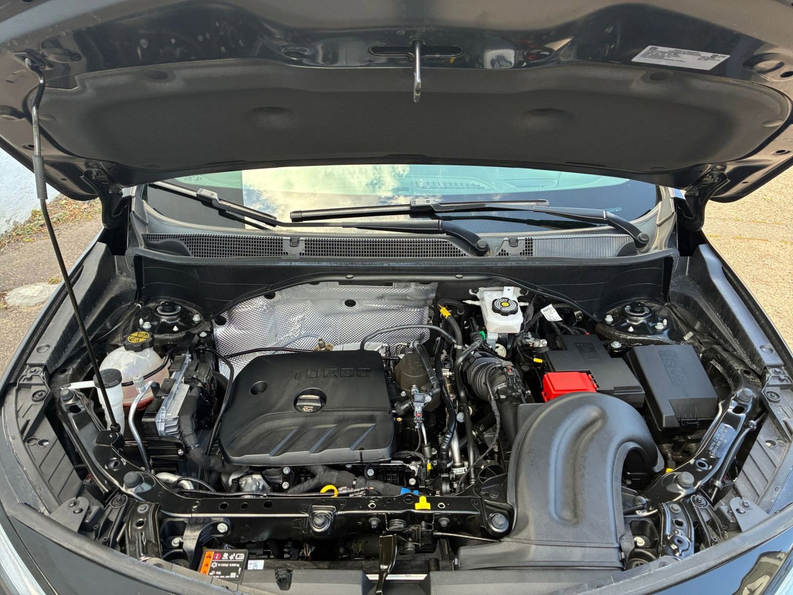 Thumbnail: 2025 Buick Encore GX - 31