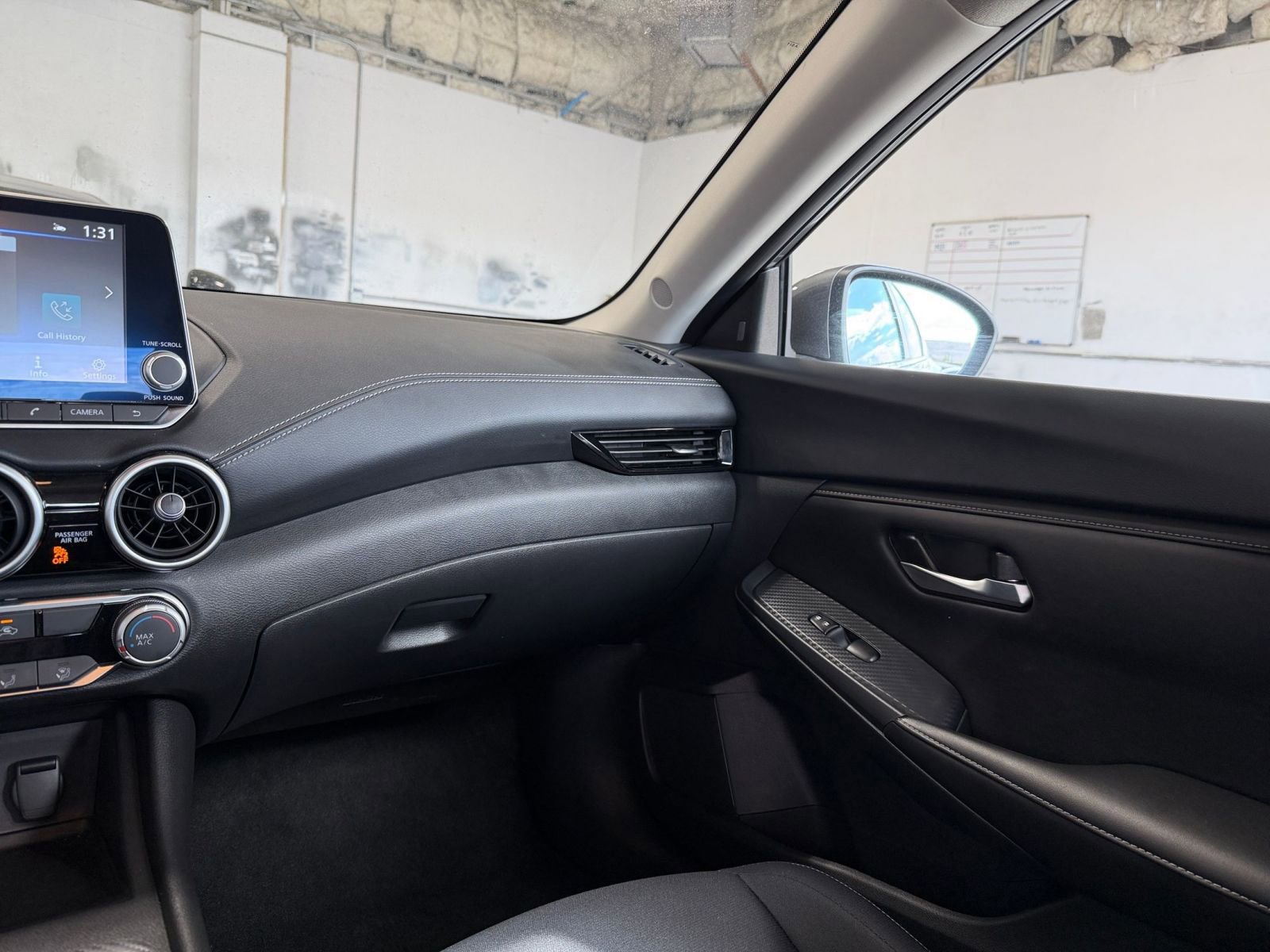 Thumbnail: 2025 Nissan Sentra - 33