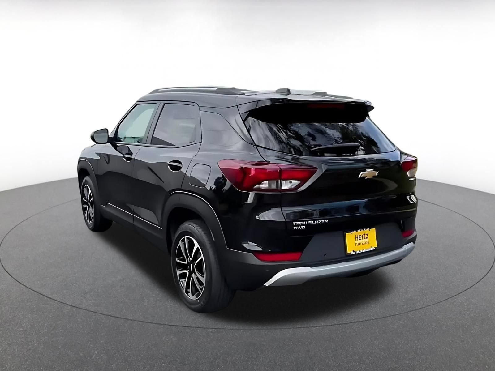Thumbnail: 2025 Chevrolet TrailBlazer - 11
