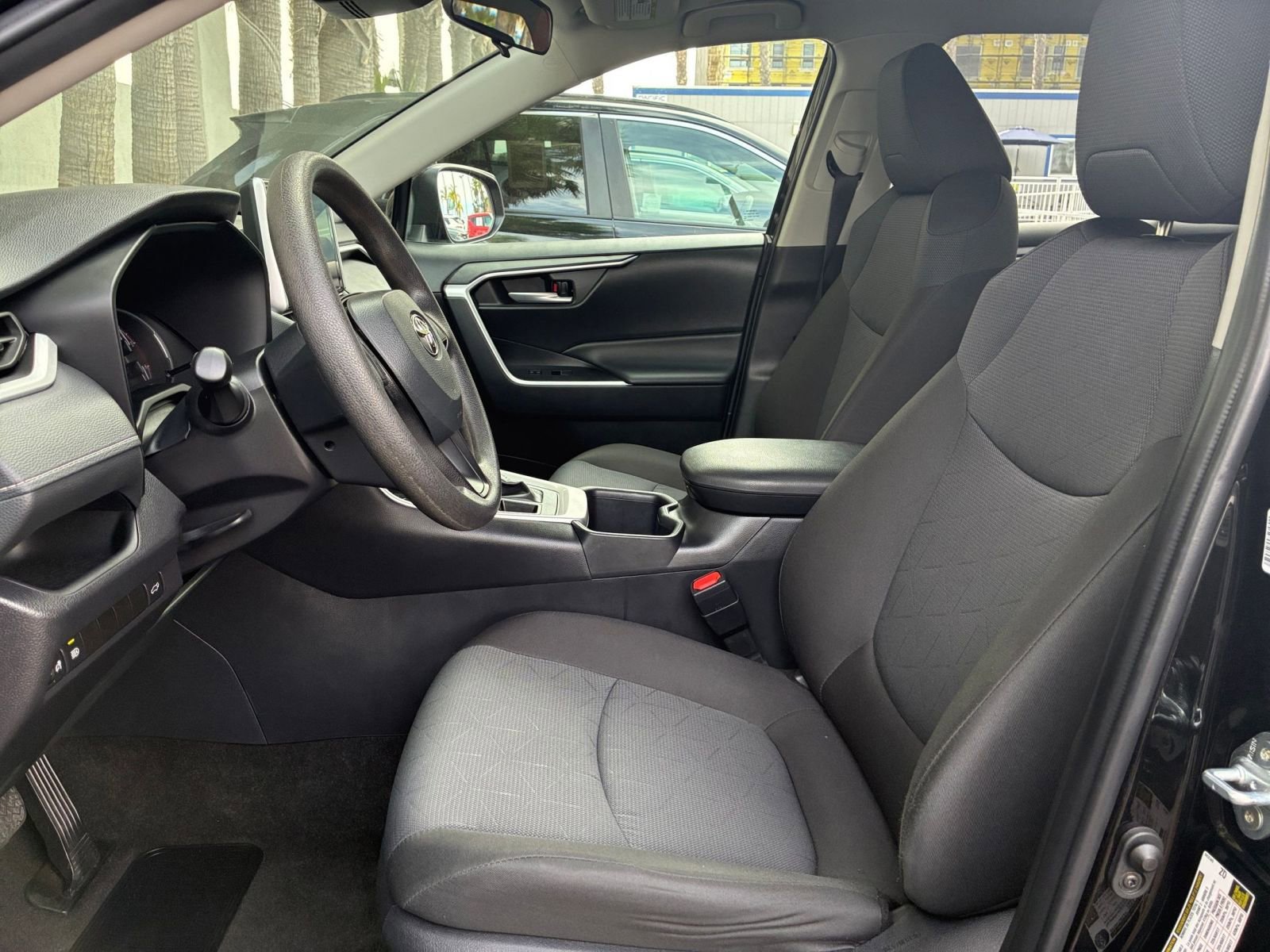 Thumbnail: 2025 Toyota RAV4 - 28