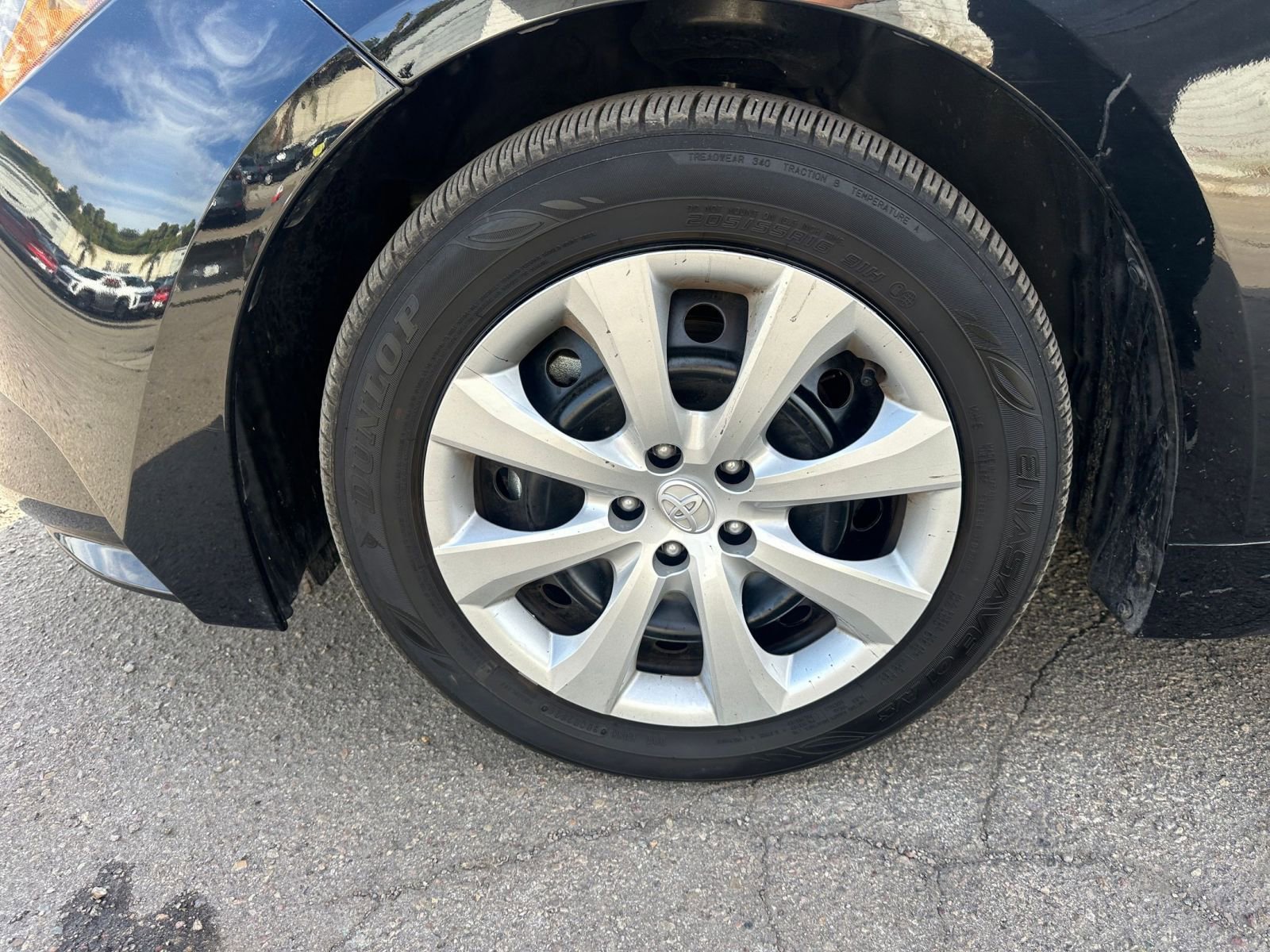 Thumbnail: 2025 Toyota Corolla - 28