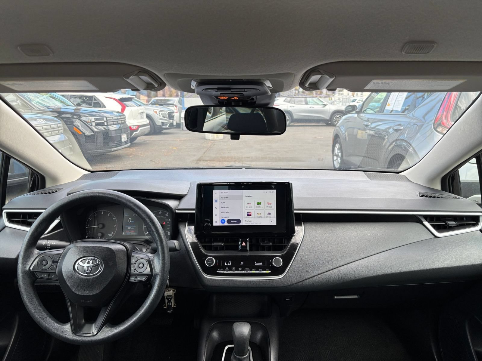 Thumbnail: 2025 Toyota Corolla - 26