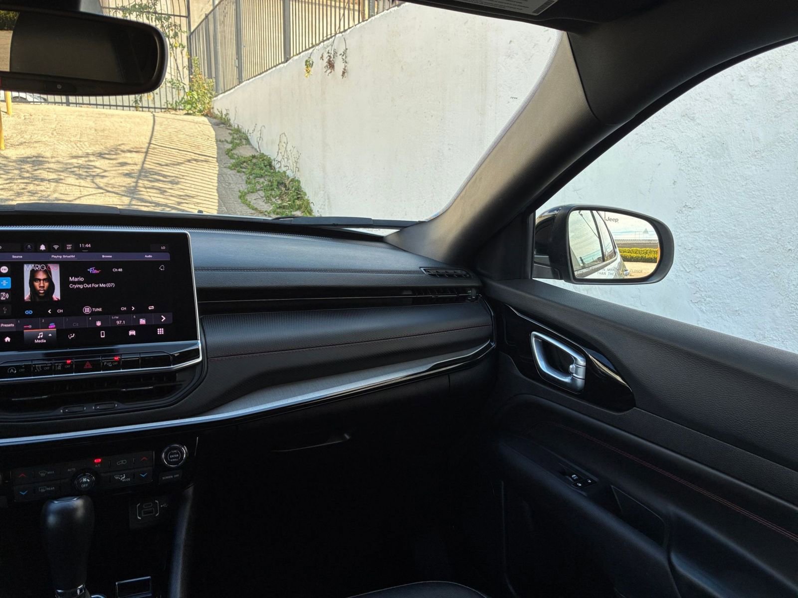 Thumbnail: 2025 Jeep Compass - 34