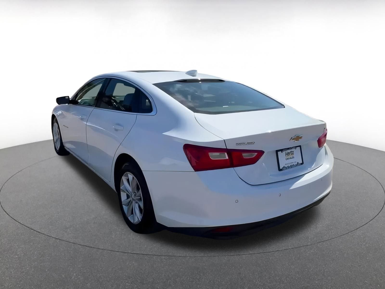 Thumbnail: 2024 Chevrolet Malibu - 11