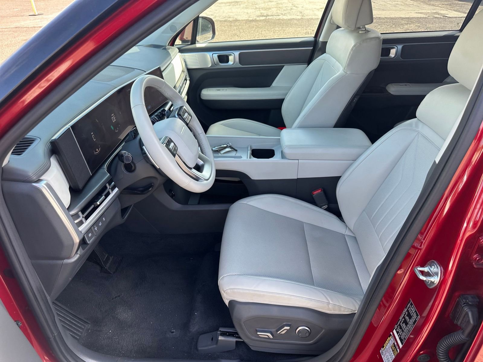 Thumbnail: 2025 Hyundai Santa Fe - 27