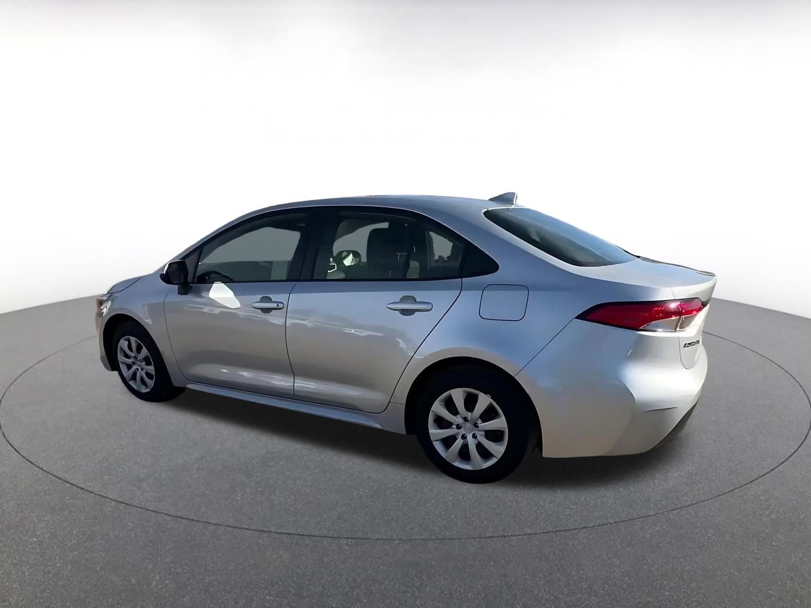 Thumbnail: 2025 Toyota Corolla - 10